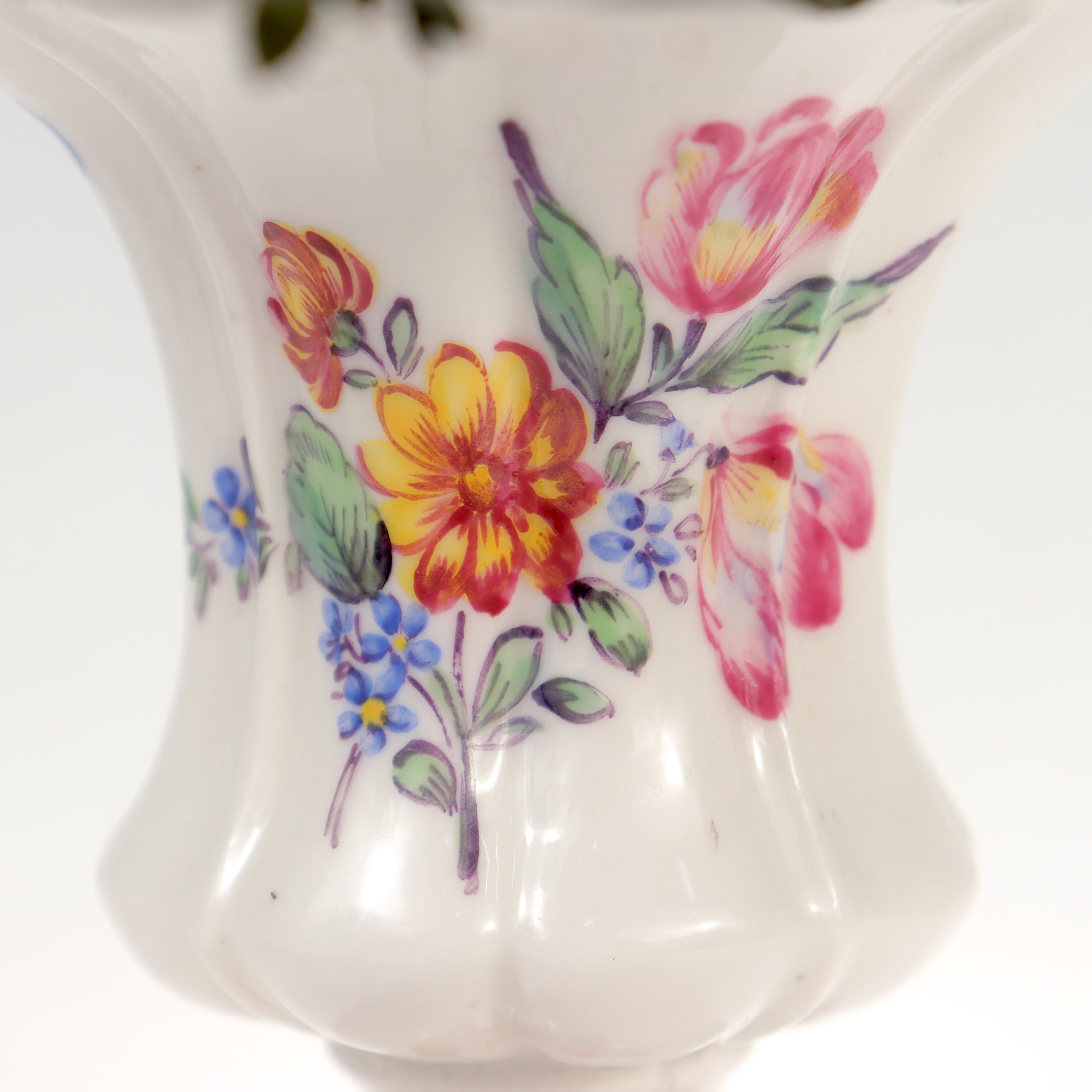 Pair Antique Samson Mennecy Style Tole Peinte & Porcelain Flower Vases/Cachepots For Sale 2