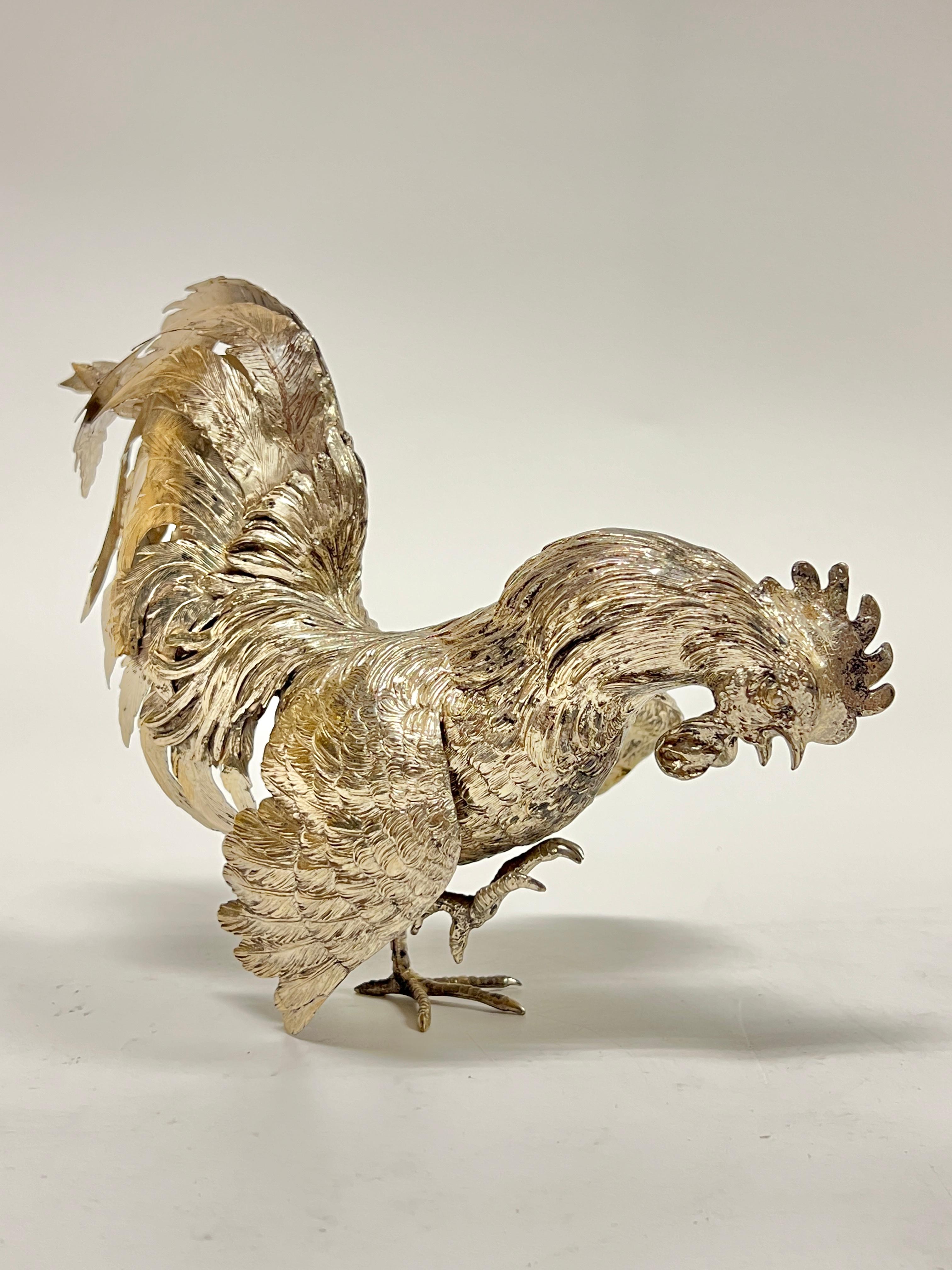 Pareja de Figurillas / Esculturas de Gallo de Plata Antiguas en venta 6