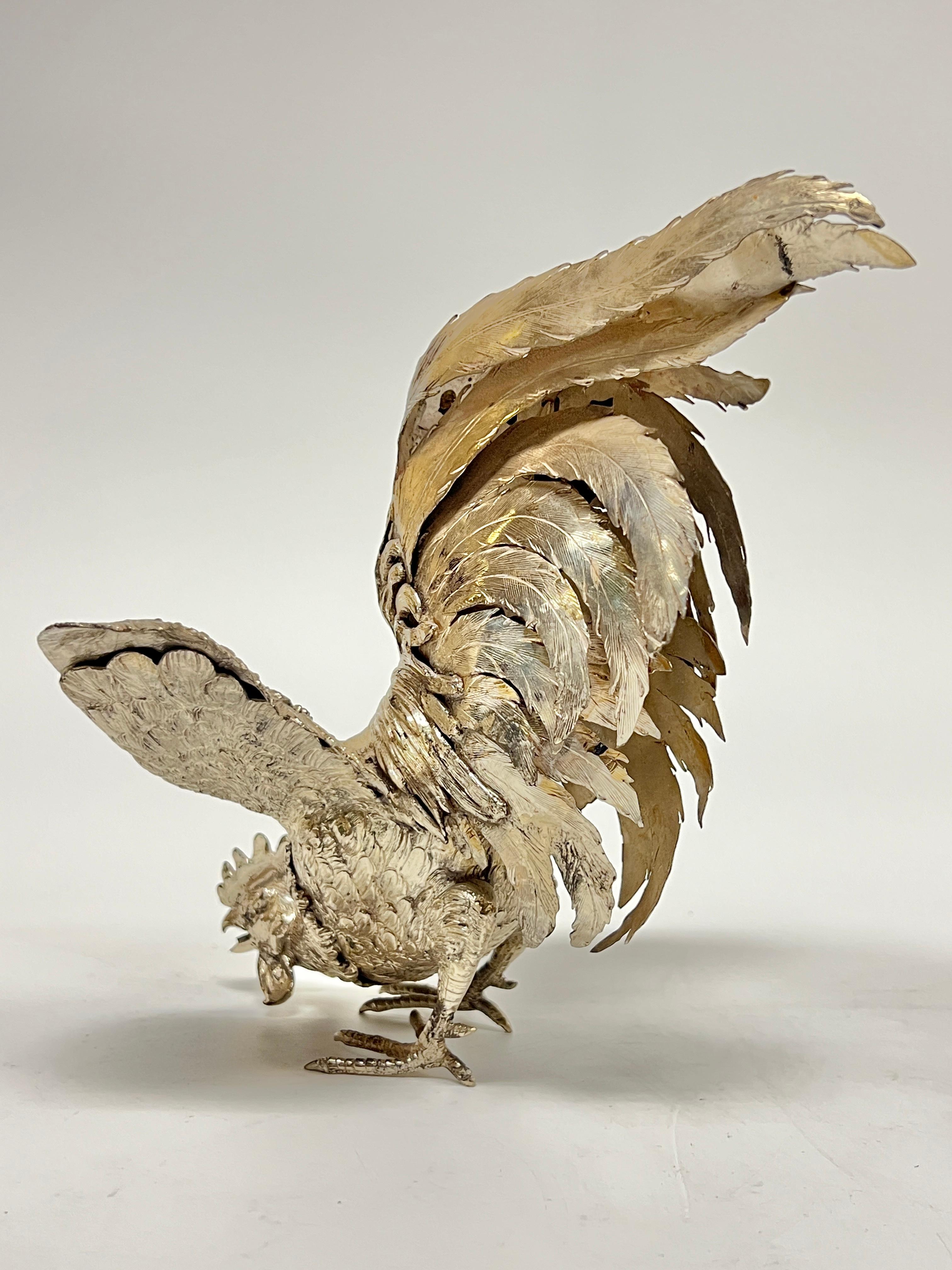 Pareja de Figurillas / Esculturas de Gallo de Plata Antiguas en venta 1