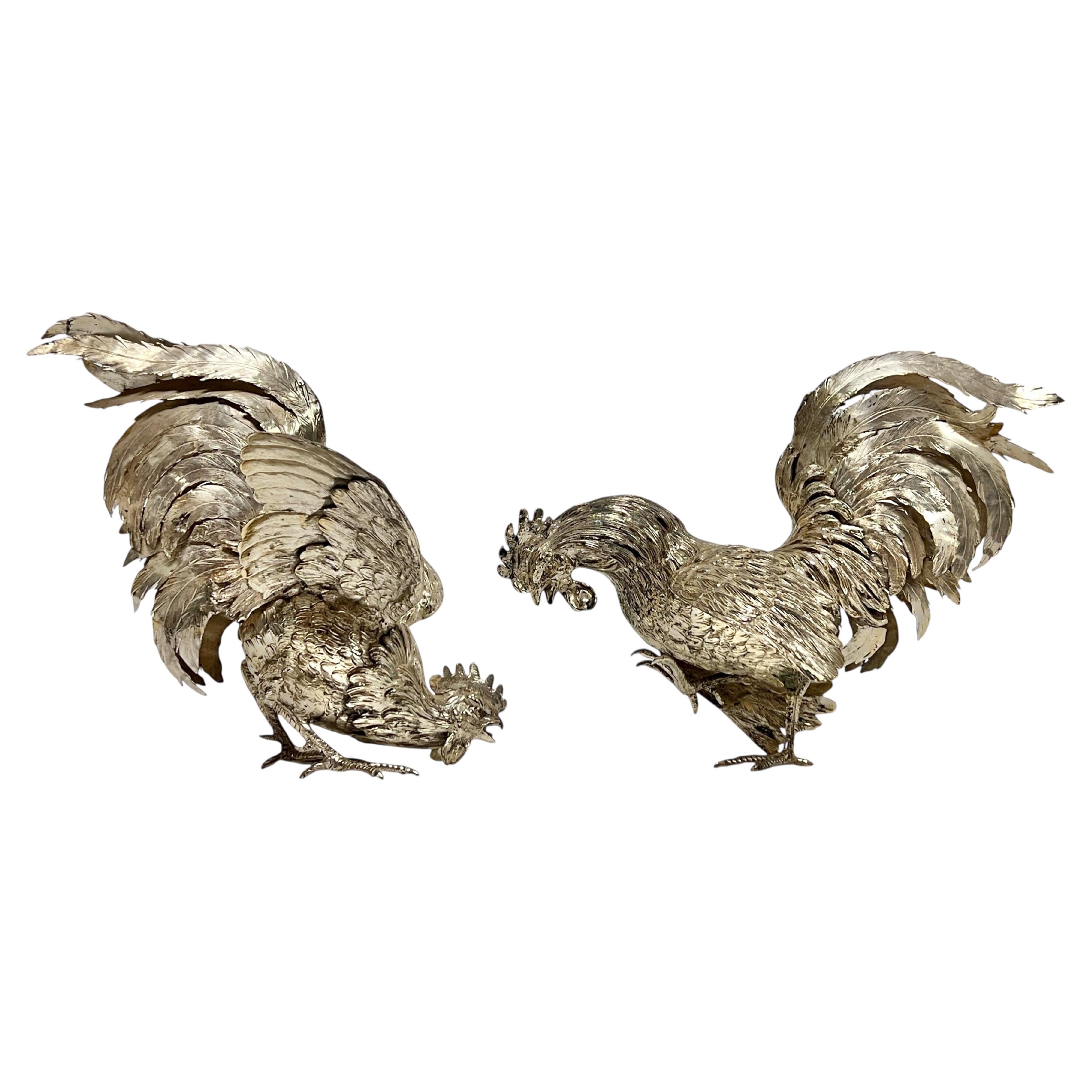 Pareja de Figurillas / Esculturas de Gallo de Plata Antiguas en venta