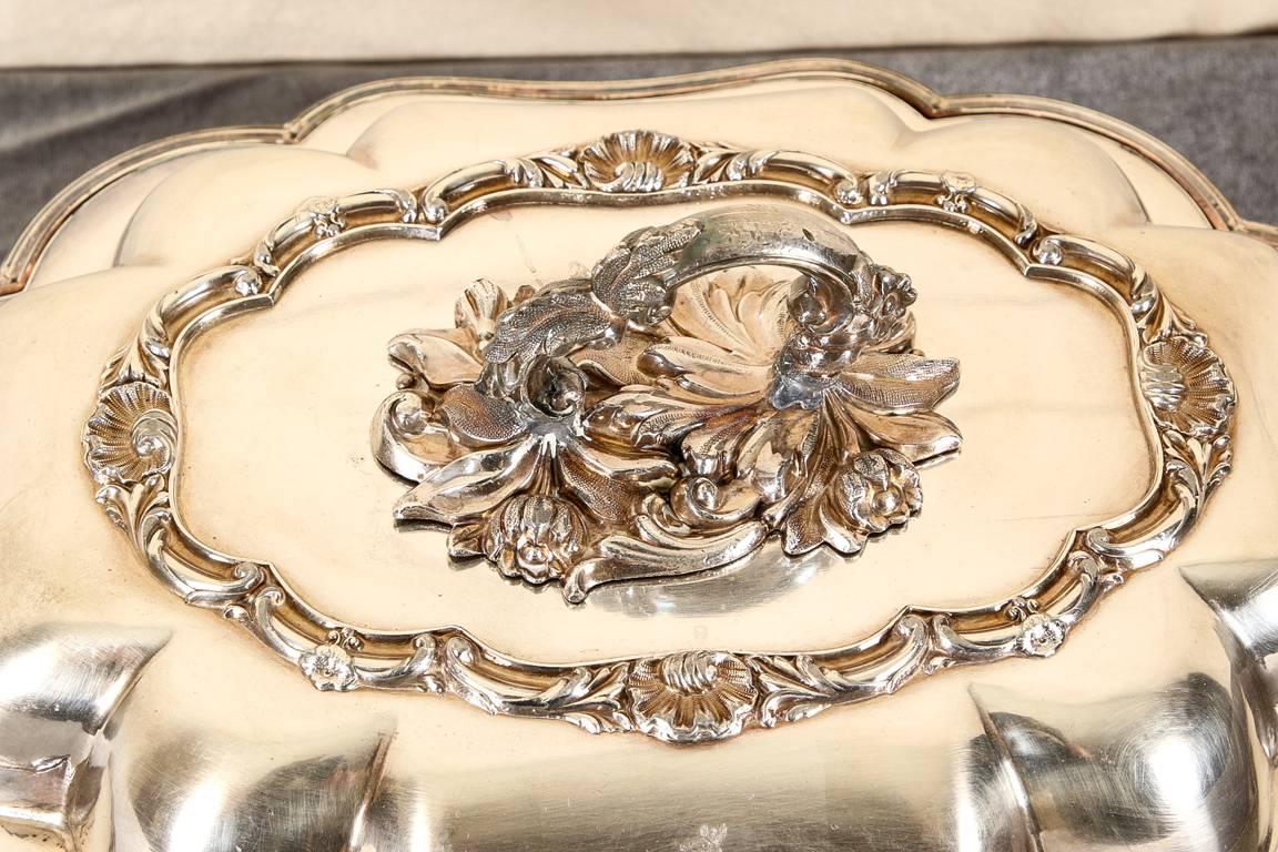 Antique Silver Plate Lidded Serving Dishes from the Estate of Eartha Kitt, Pair In Good Condition In Bridgeport, CT
