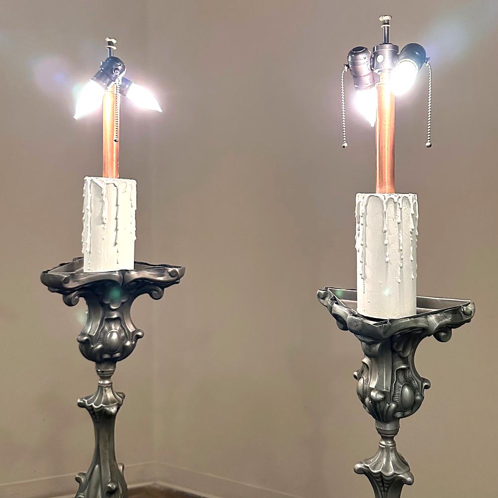 PAIR Lampadaire en étain massif ancien de style baroque en vente 10