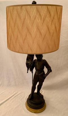 Paar antike „Conquistador“-Lampen aus Zinnmetall mit neuen Schirmen, um 1900-1910