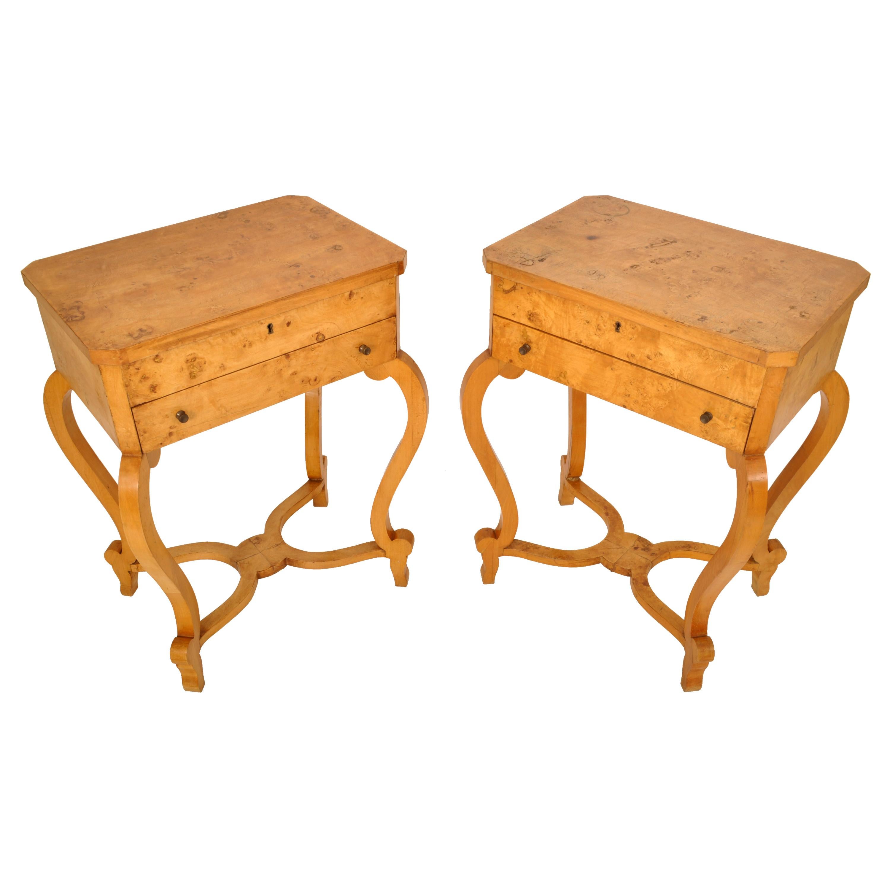 Pair Antique Swedish Biedermeier Golden Birch Side Dressing Tables Nightstands In Good Condition In Portland, OR