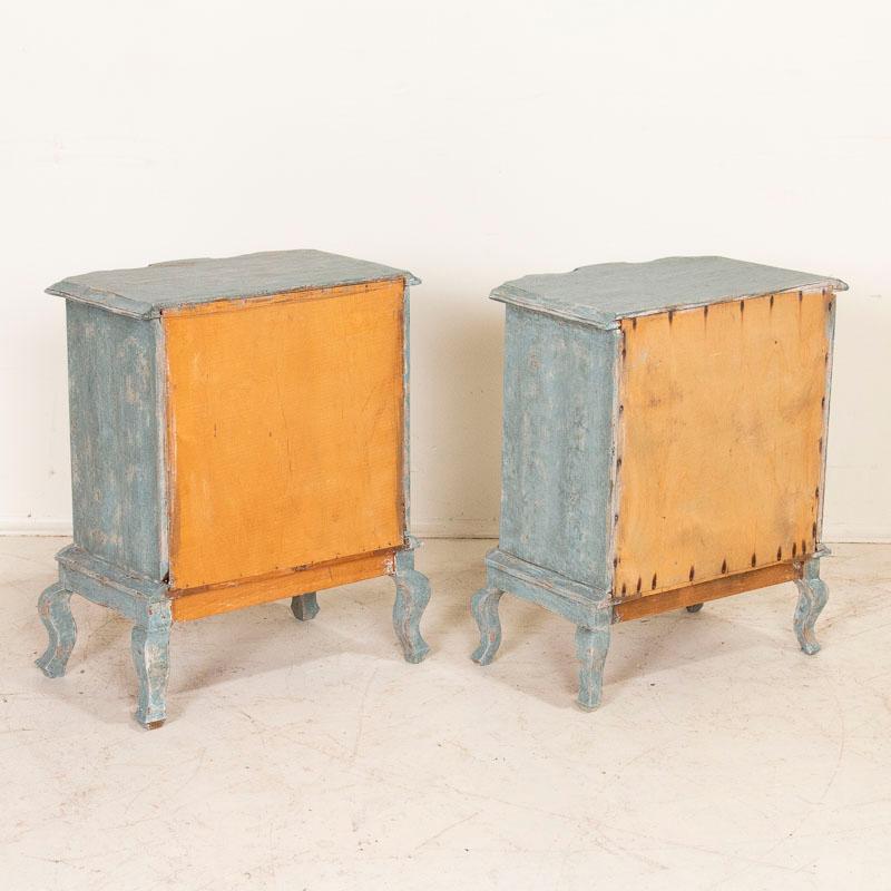 Pair, Antique Swedish Blue Painted Chest of Drawers Nightstands In Good Condition In Round Top, TX