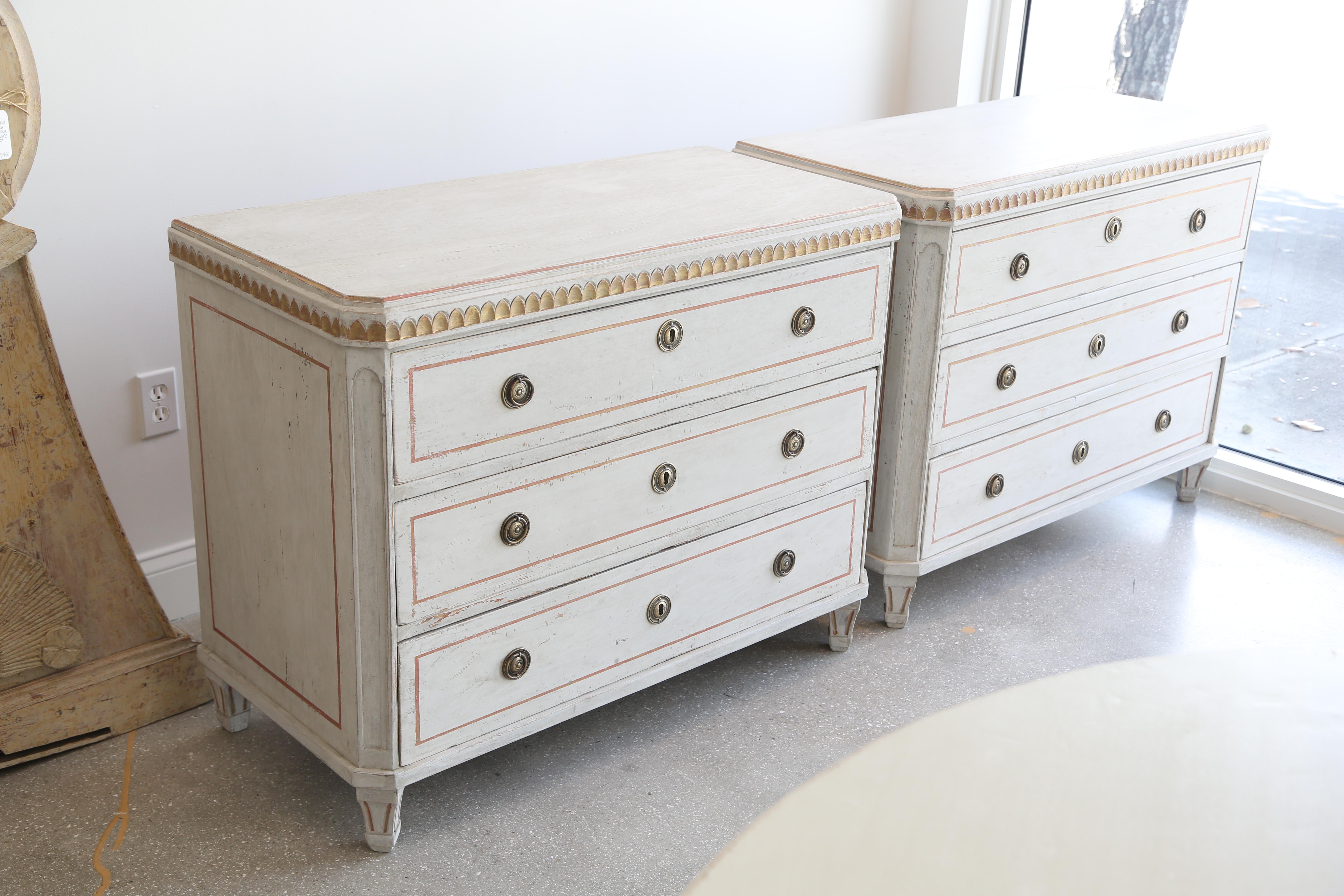 Pair of Antique Swedish Gustavian, Painted Chests Gold Leaf, Late 19th Century In Good Condition In West Palm Beach, FL