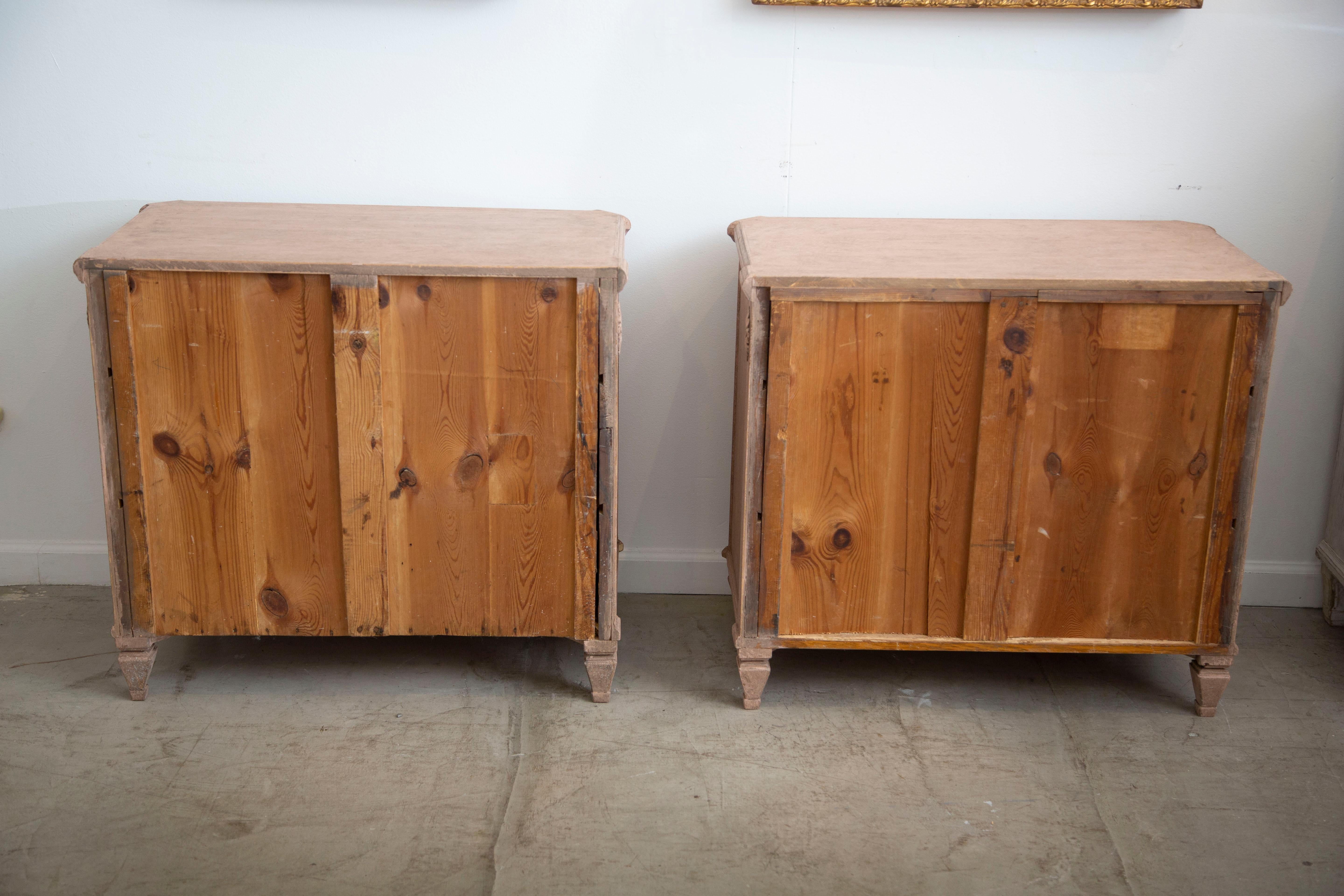 Pair of Antique Swedish Gustavian Style Rose Painted Chests, Late 19th Century For Sale 5