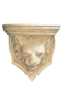 Paire de consoles murales anciennes en terre cuite à tête de lion, Italie, années 1910