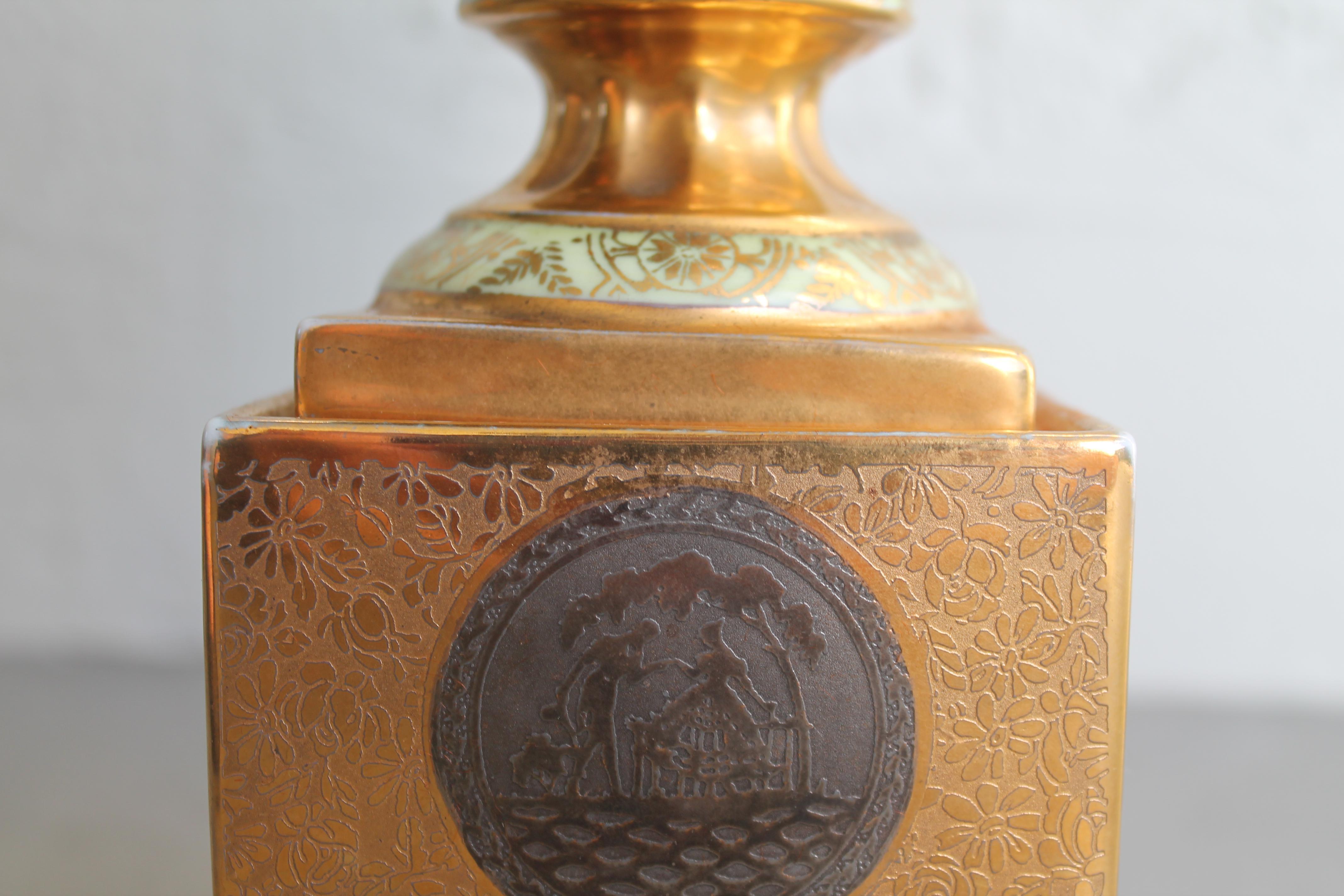 Pair Antique Victoria Czech 24K w/ Platinum Crown Bronze Porcelain Table Lamps For Sale 7