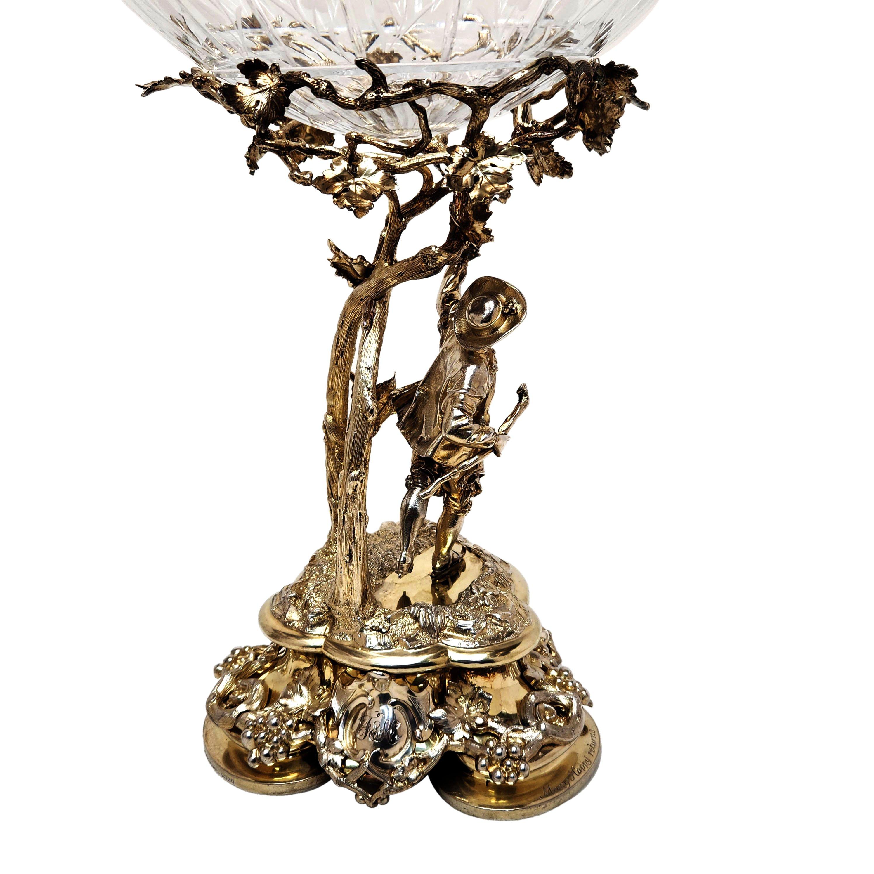 Pair Antique Victorian Silver Gilt Comports / Centrepieces 1859 In Good Condition For Sale In London, GB