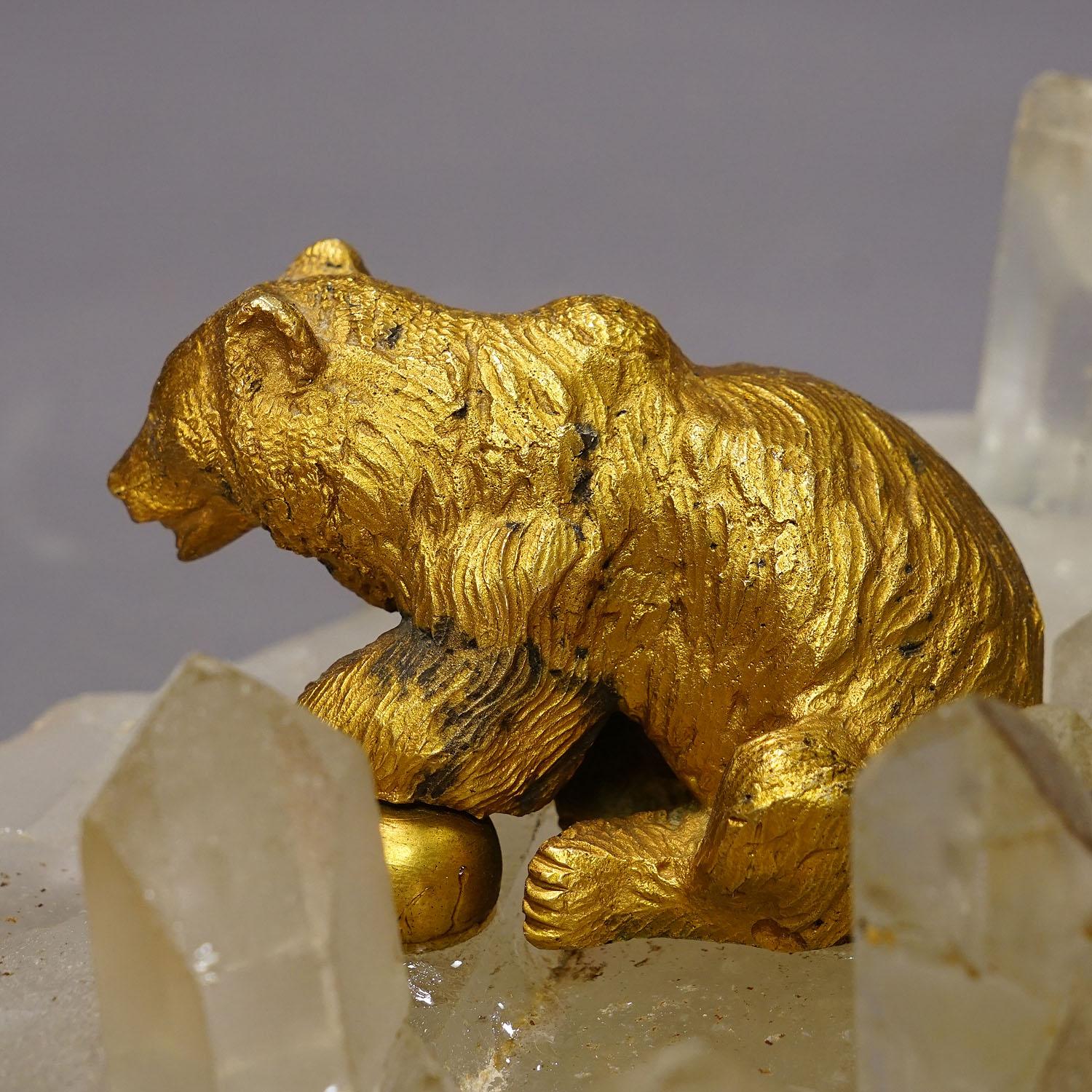 Paire d'ours en bronze ancien de Vienne sur une roche en cristal en vente 4