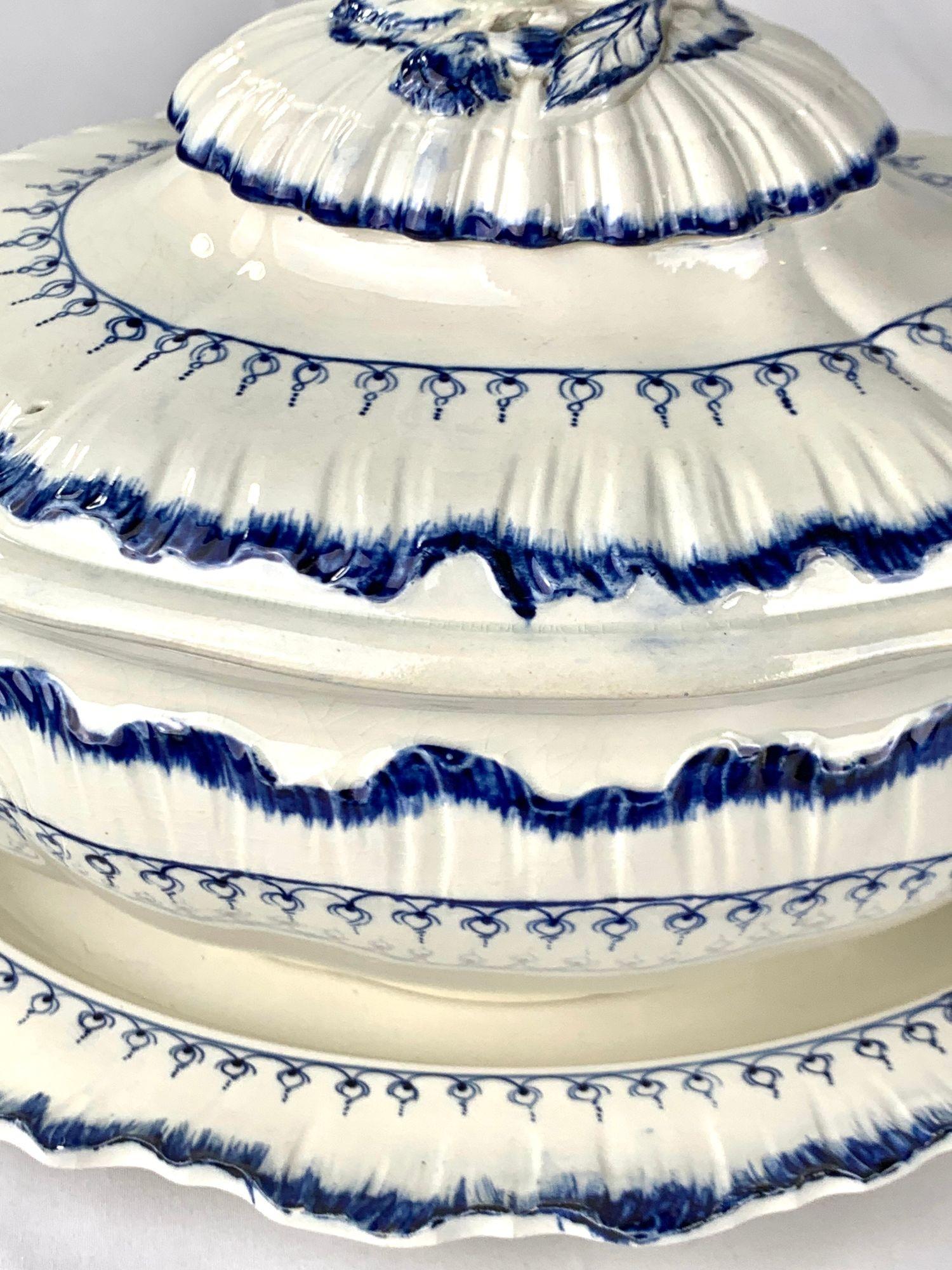 George III Pair Antique Wedgwood Blue and White Soup Tureens Mared Pattern Circa 1840 For Sale