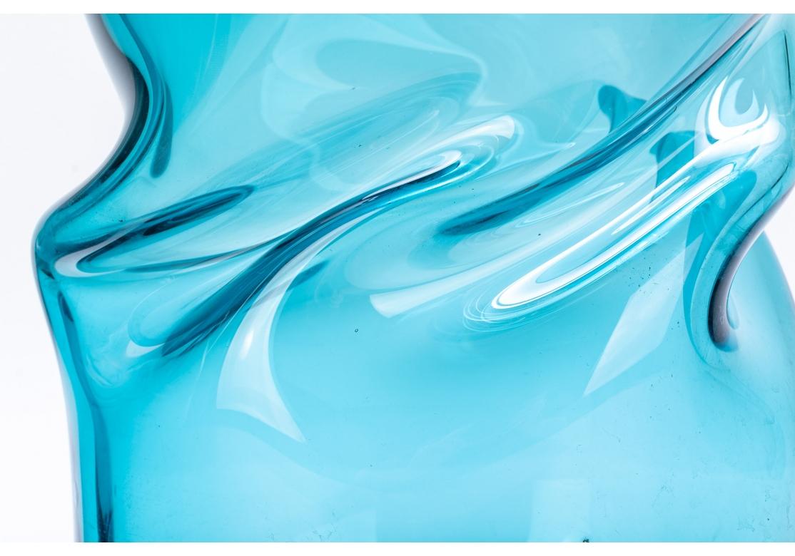 20ième siècle Paire de vases sculpturaux d'art aqua en vente