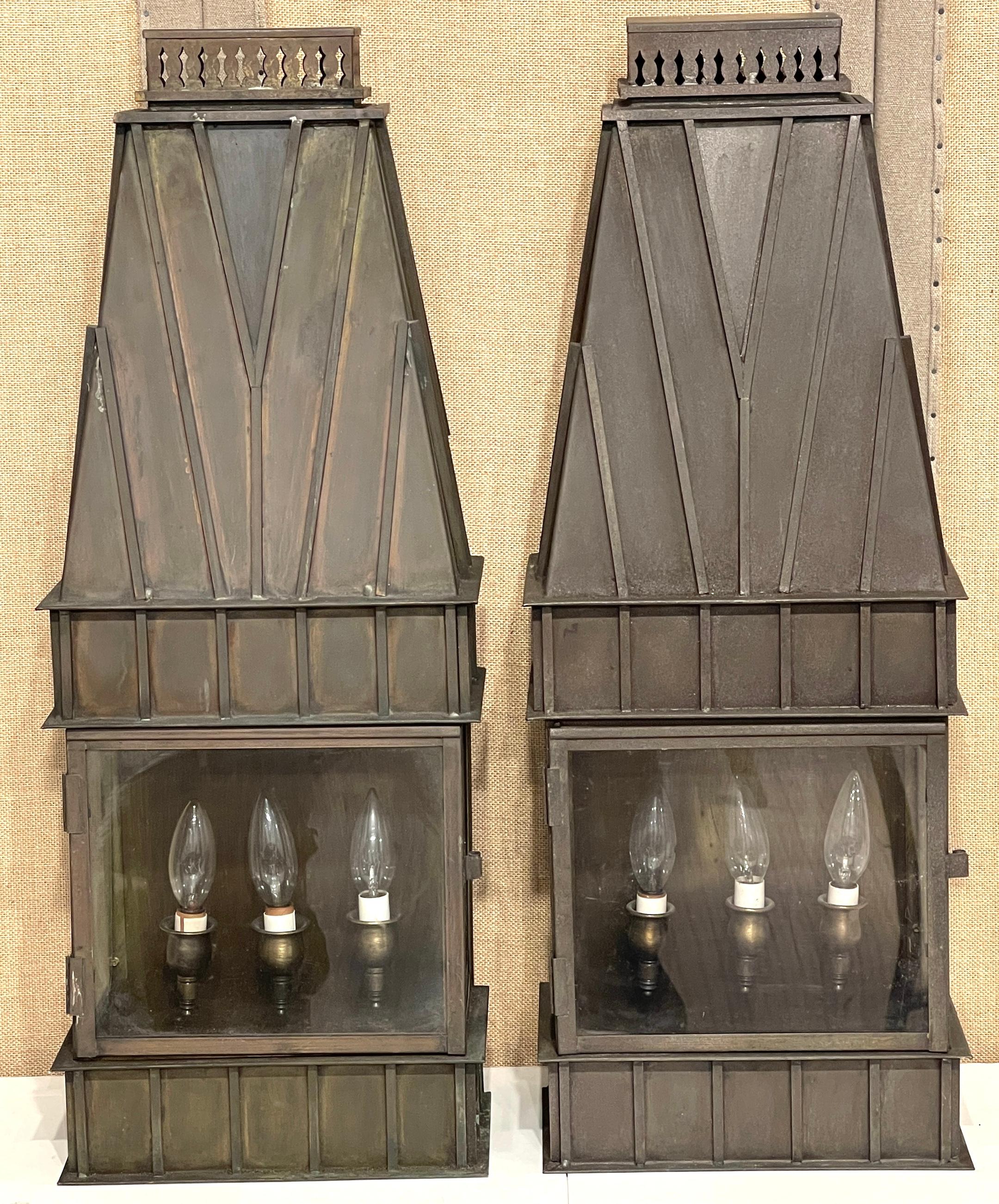 Pair Architectural Georgian Gothic Bronze Exterior/Interior Wall Sconces  For Sale 2