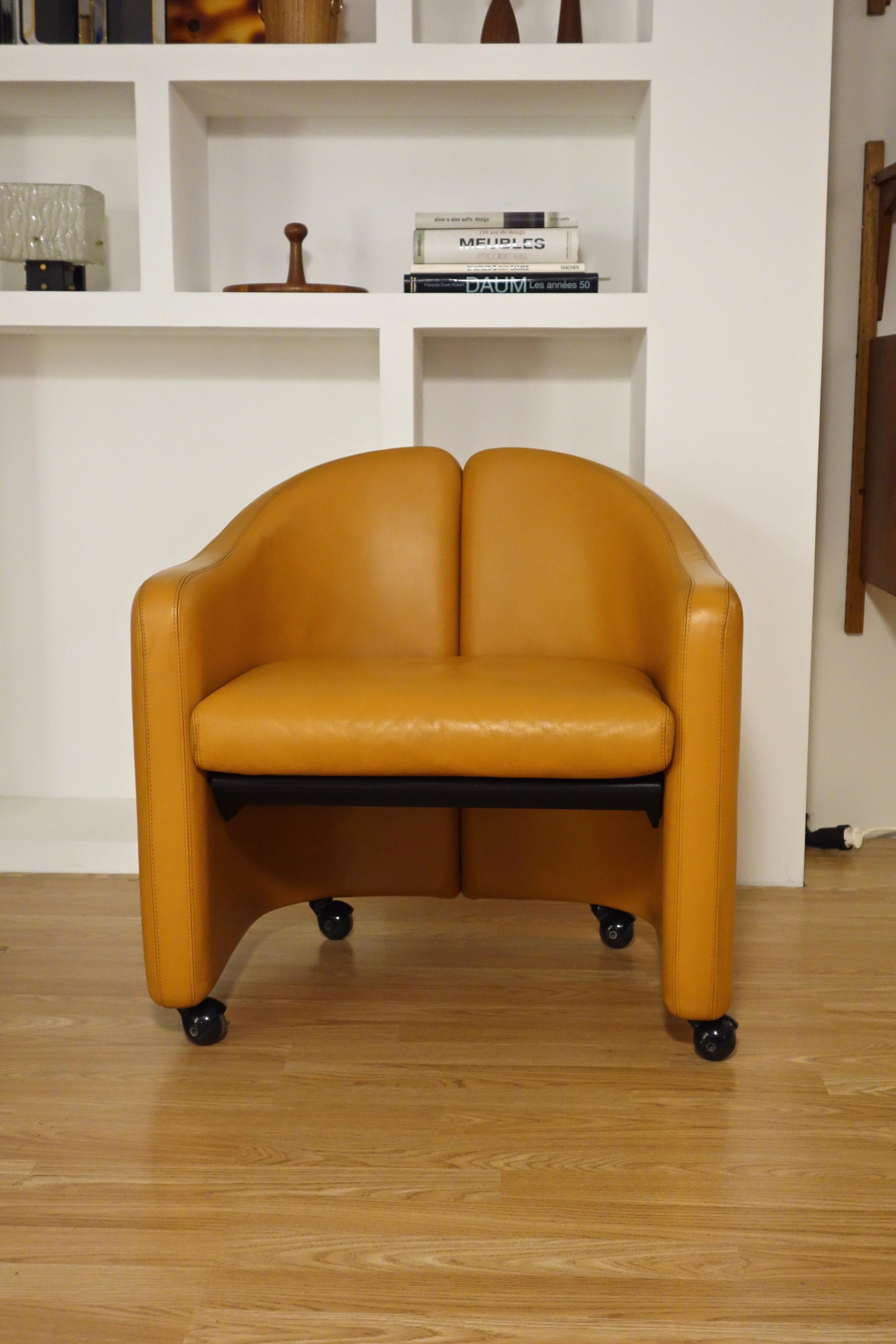 Pair Armchair PS142 Leather by Eugenio Gerli for Tecno, Italy 1960s In Good Condition In VILLEURBANNE, FR