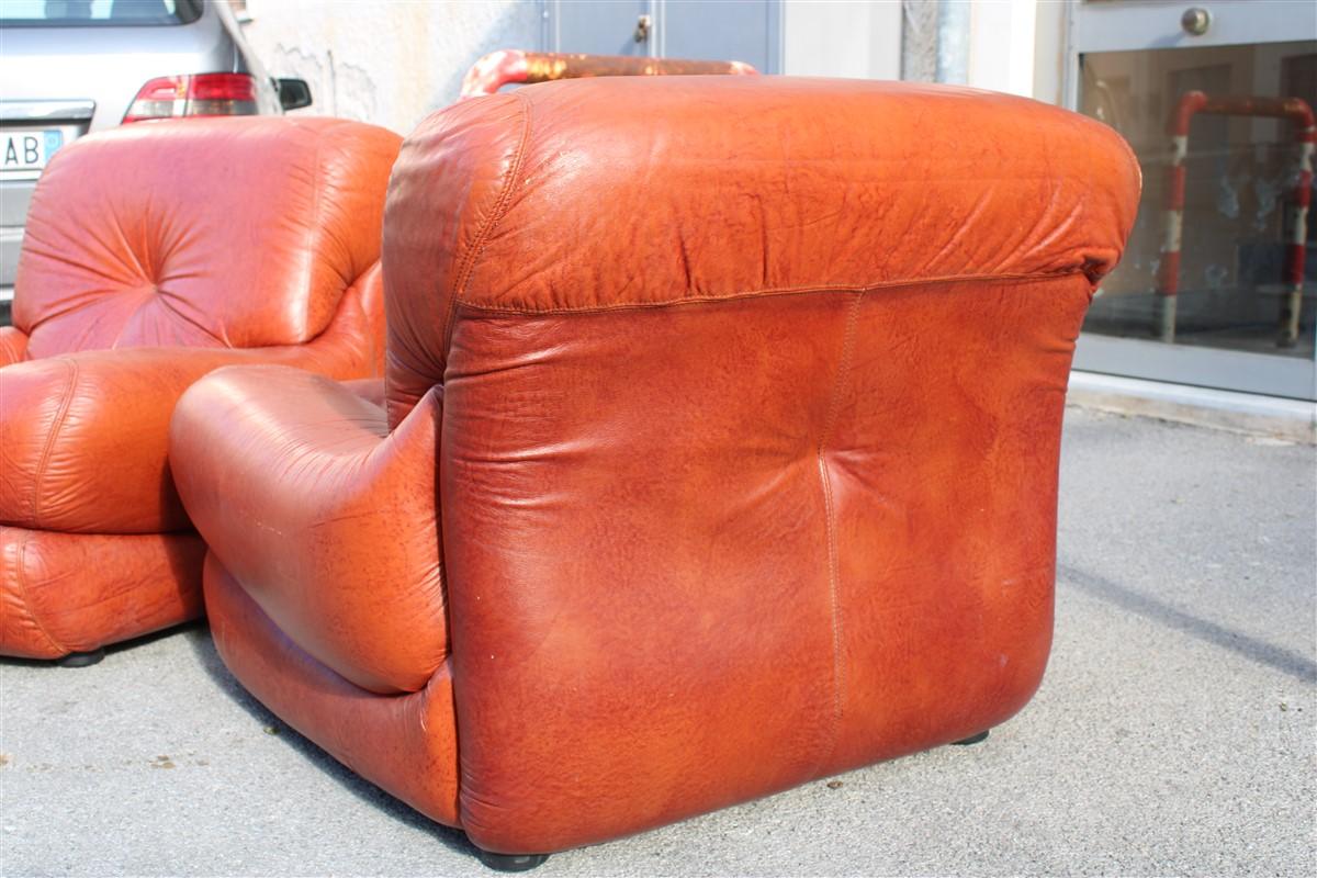 Fin du 20e siècle Paire de fauteuils bulle cuir cognac design italien des années 1970  en vente