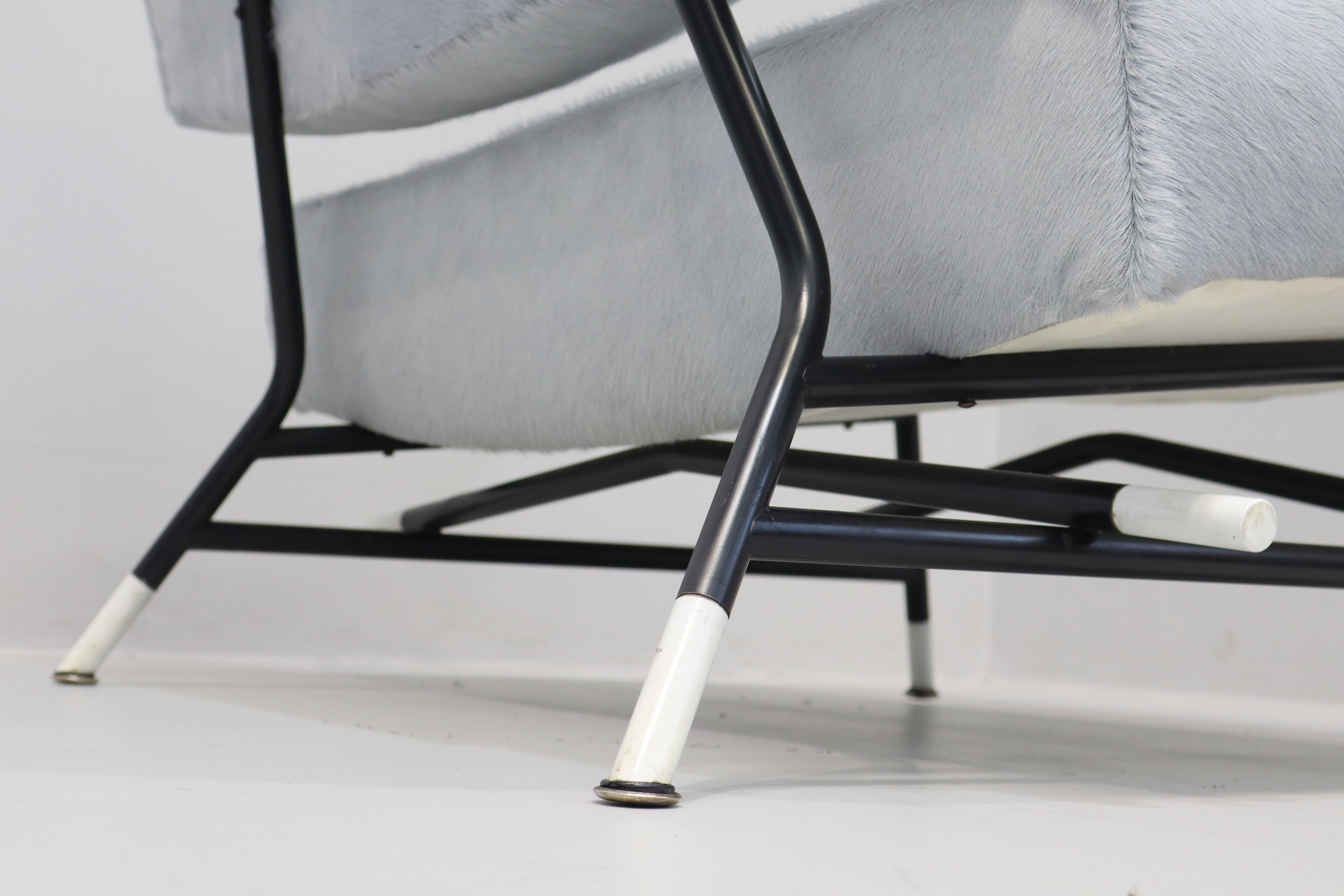 Coppia di poltrone Ico Parisi per Cassina, metà del secolo scorso, 