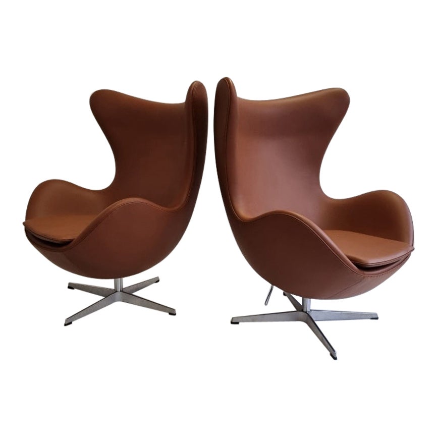 Pair Arne Jacobsen Egg Chairs by Fritz Hansen For Sale