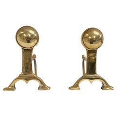 Paire de chenets décoratifs en laiton Art Decorative Crafts, vers 1900, Angleterre