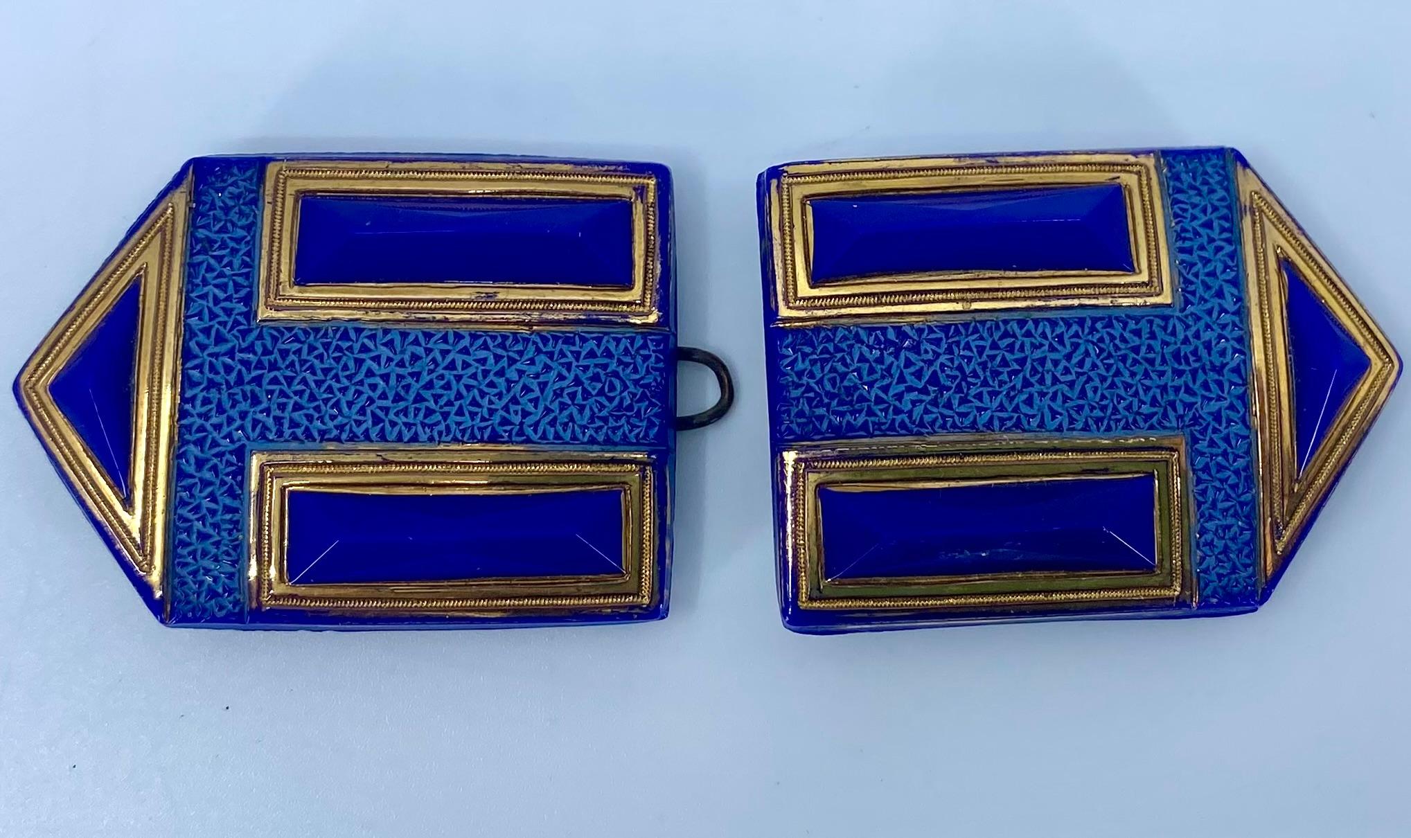 Paar blaue und goldene Glas-Emaille-Schnallen im Art-Deco-Stil im Angebot 2