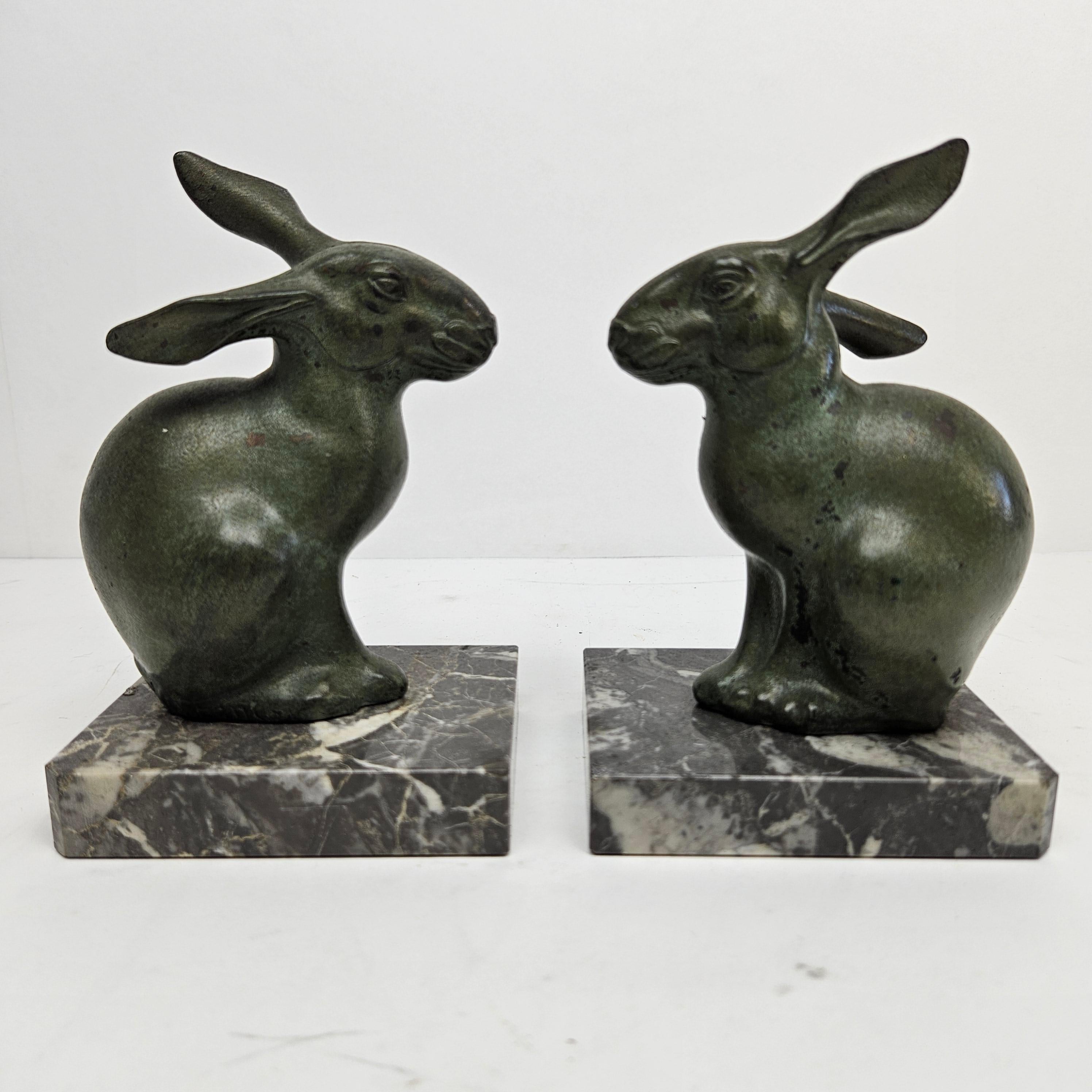 Mid-Century Modern Pair Art Deco Bookends with Harer by Marti Font, 1920-1930 For Sale