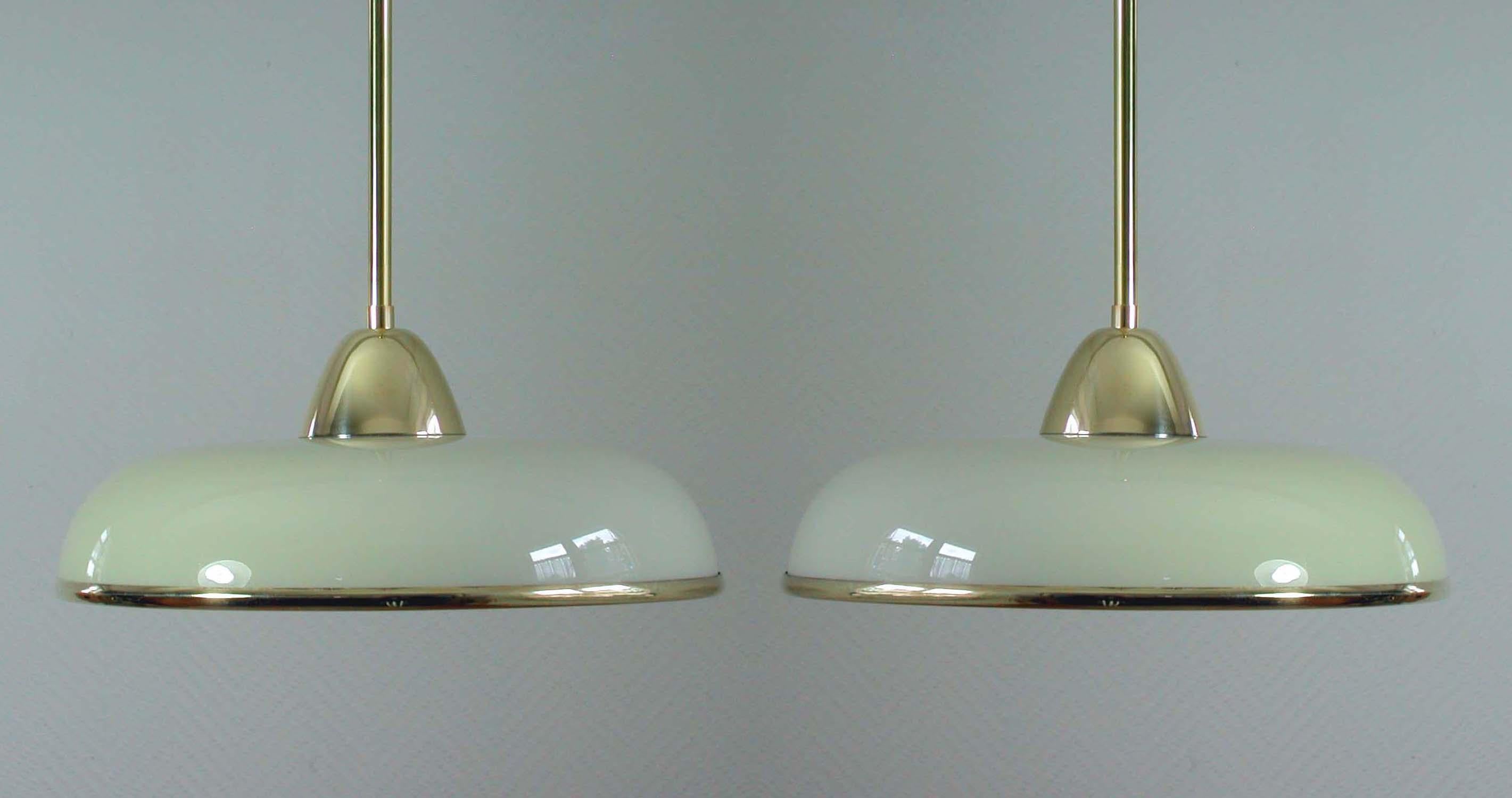 Pair of Art Deco German Bauhaus Art Deco Cream Opaline Glass and Brass Pendants In Good Condition In NUEMBRECHT, NRW