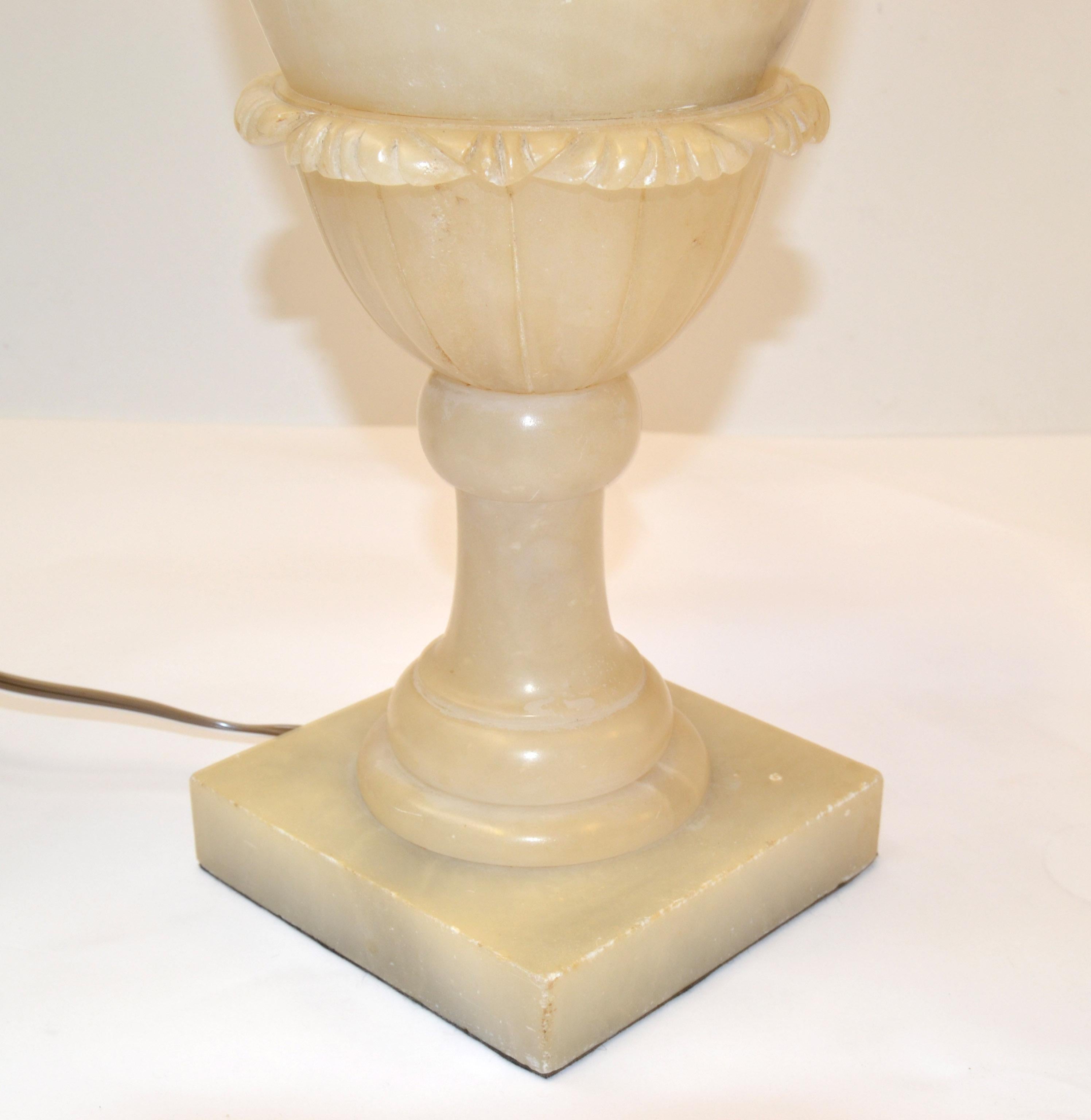 Pair Art Deco Hand-Carved Alabaster Urn Shape Table Lamps Brass Double Sockets For Sale 6