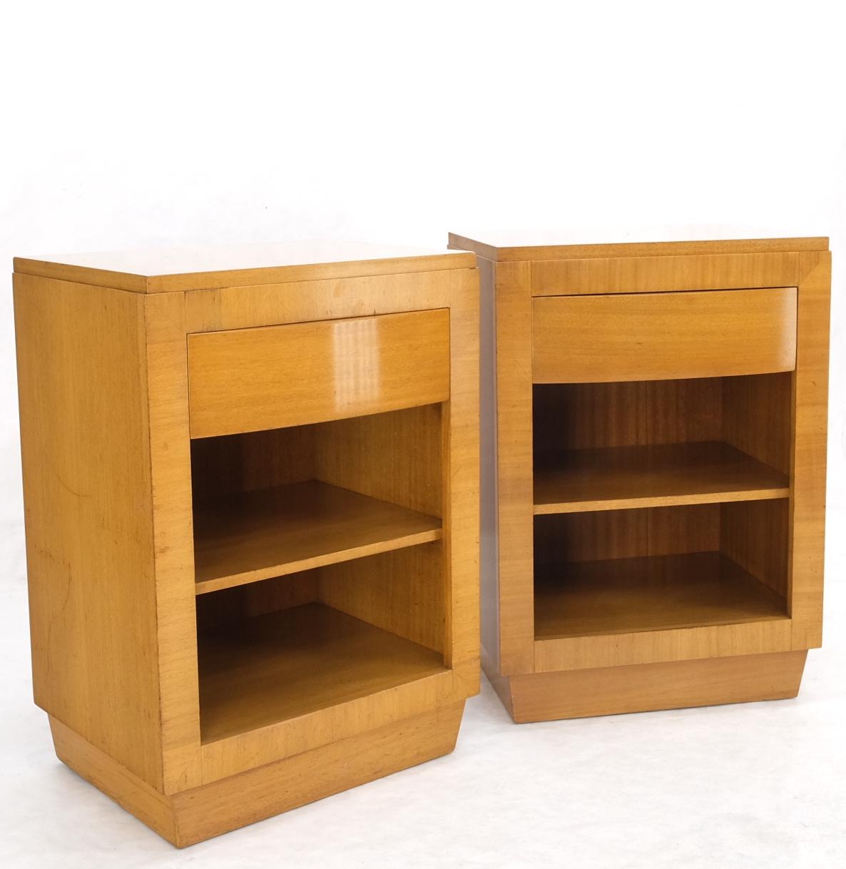 Pair Art Deco Mid-Century Modern Blond Mahogany 1 Drawer Shelf Night Stands Mint For Sale 10