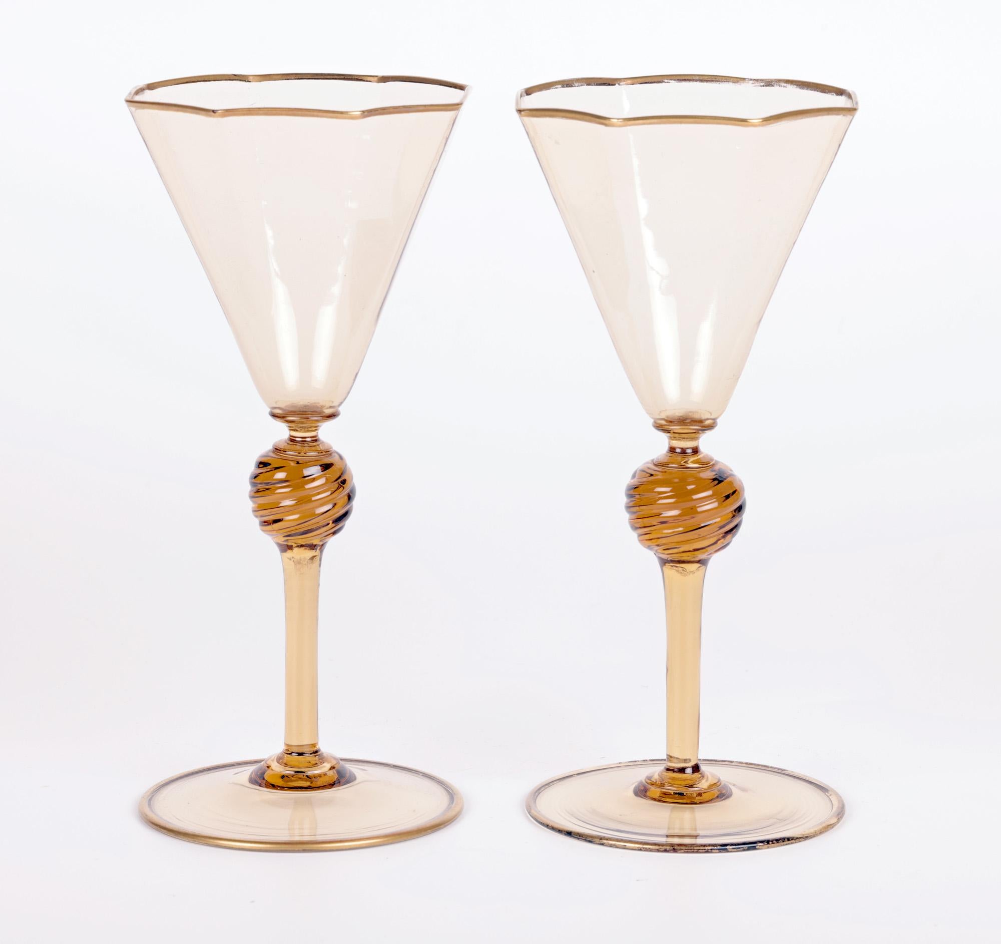 Pair Art Deco Murano MVM Cappellin Amber Wine Glasses, circa 1925 For Sale 4