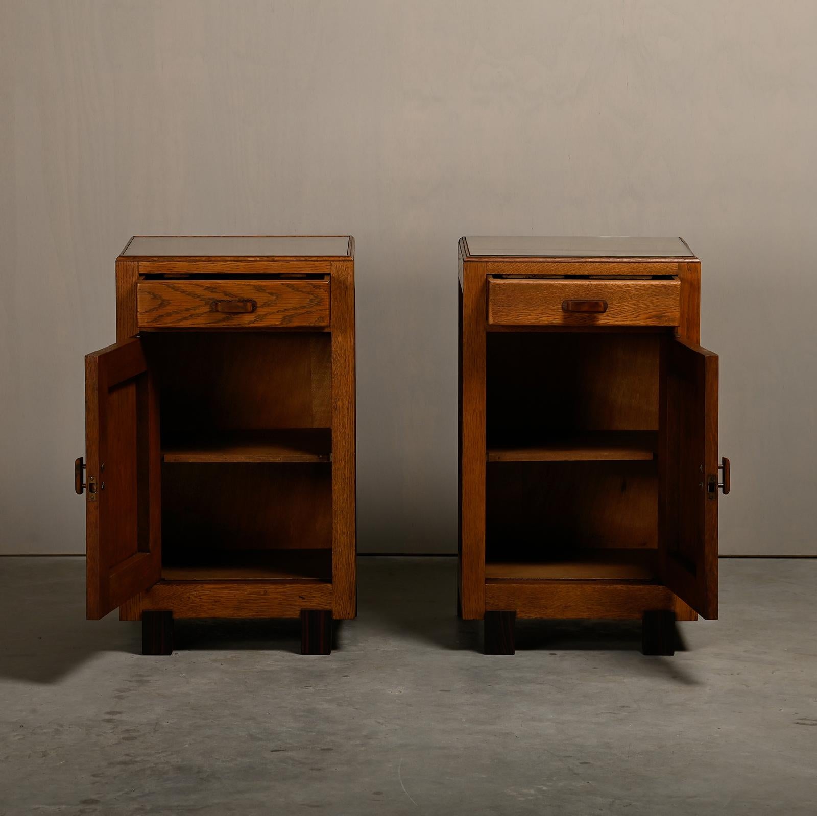 Pair Art Deco Nightstands or Bedside tables, Dutch, 1930's In Good Condition In Amsterdam, NL