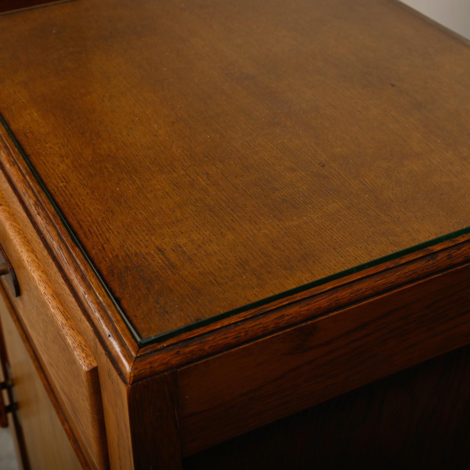 Pair Art Deco Nightstands or Bedside tables, Dutch, 1930's 4