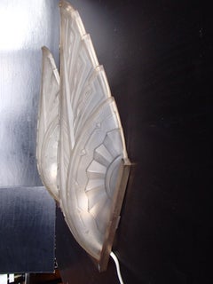 Pair of Art Deco Scones Wall Lights Signed Verrerie des Hanots