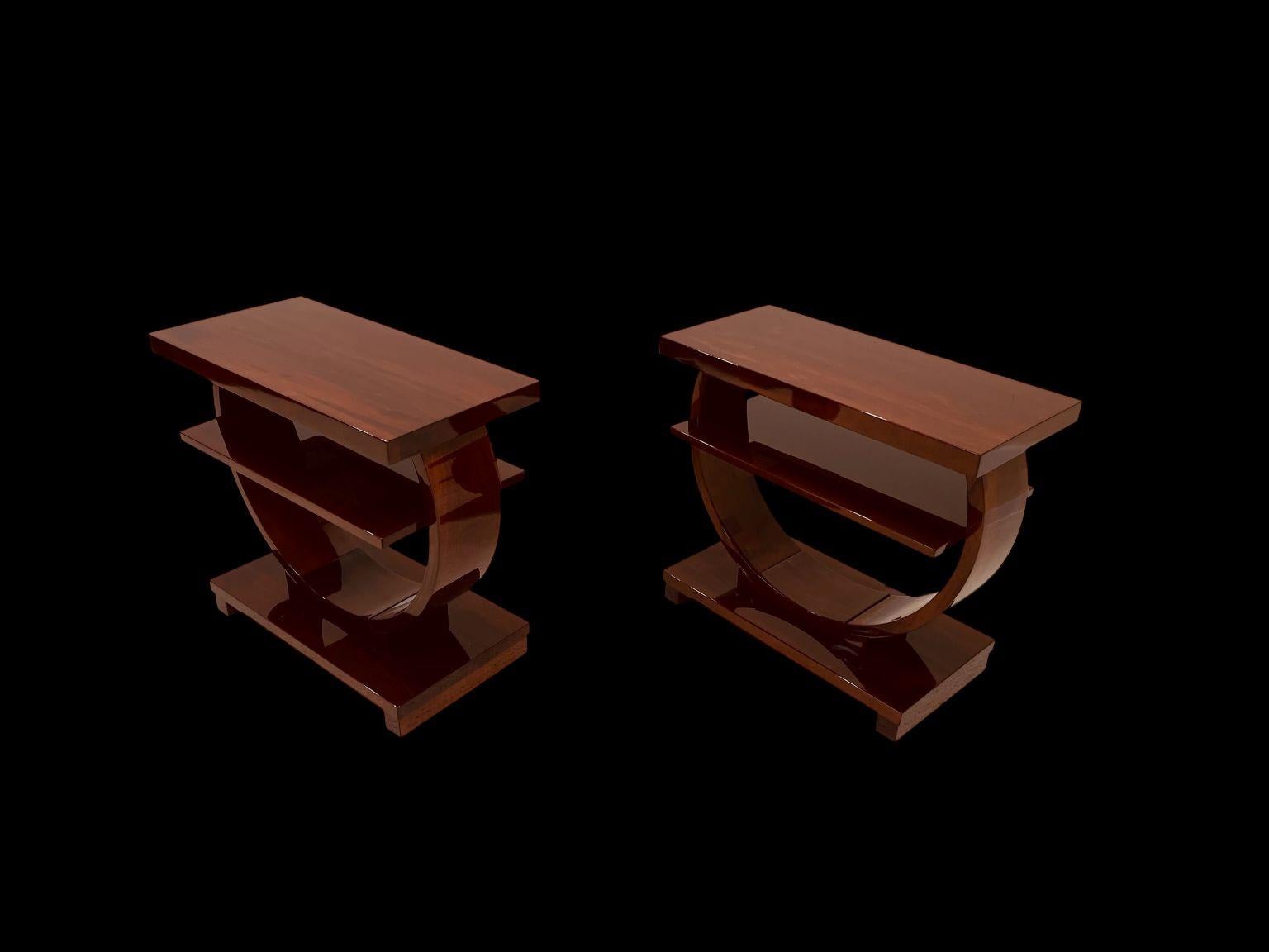 Pair Art Deco  Side Table by Modernage Furniture Company, Circa 1930's For Sale 1