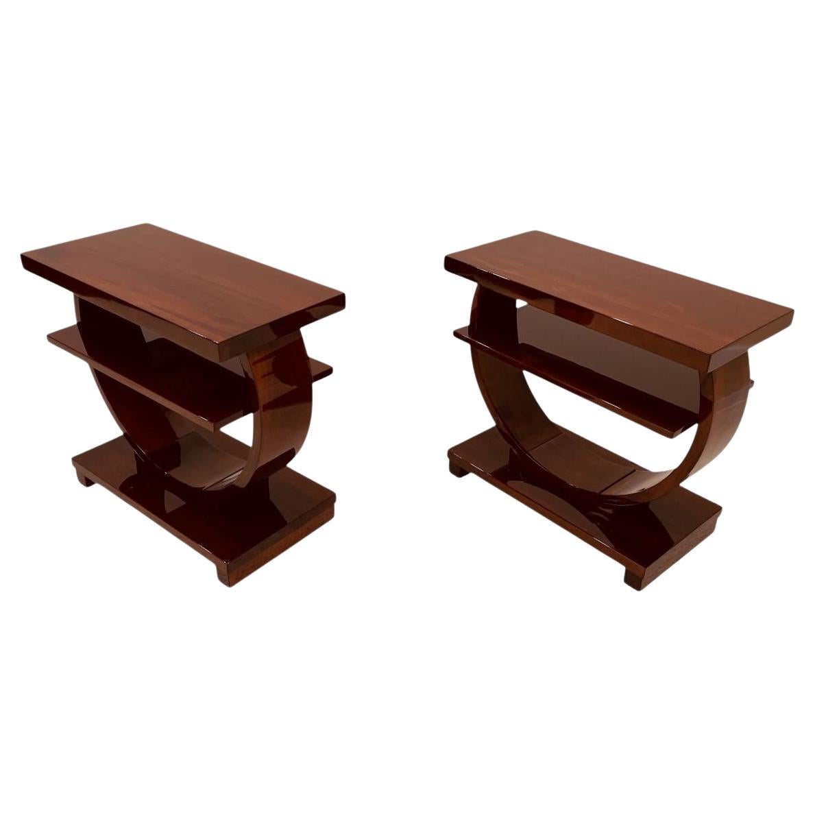 Paire Art Déco  Table d'appoint par Modernage Furniture Company, Circa 1930's