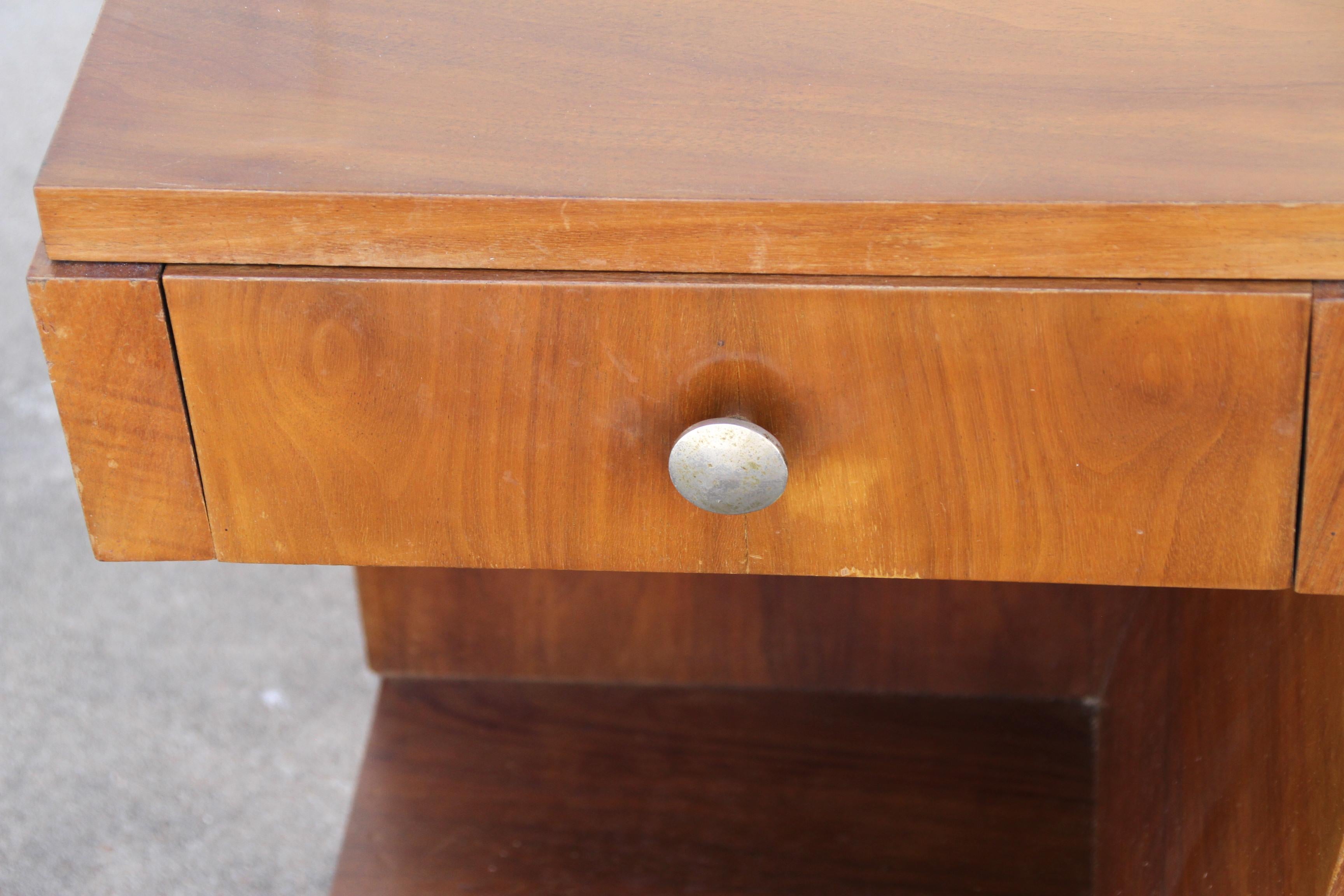 Pair Art Deco Style Side Tables or Nightstands In Good Condition In Pasadena, TX