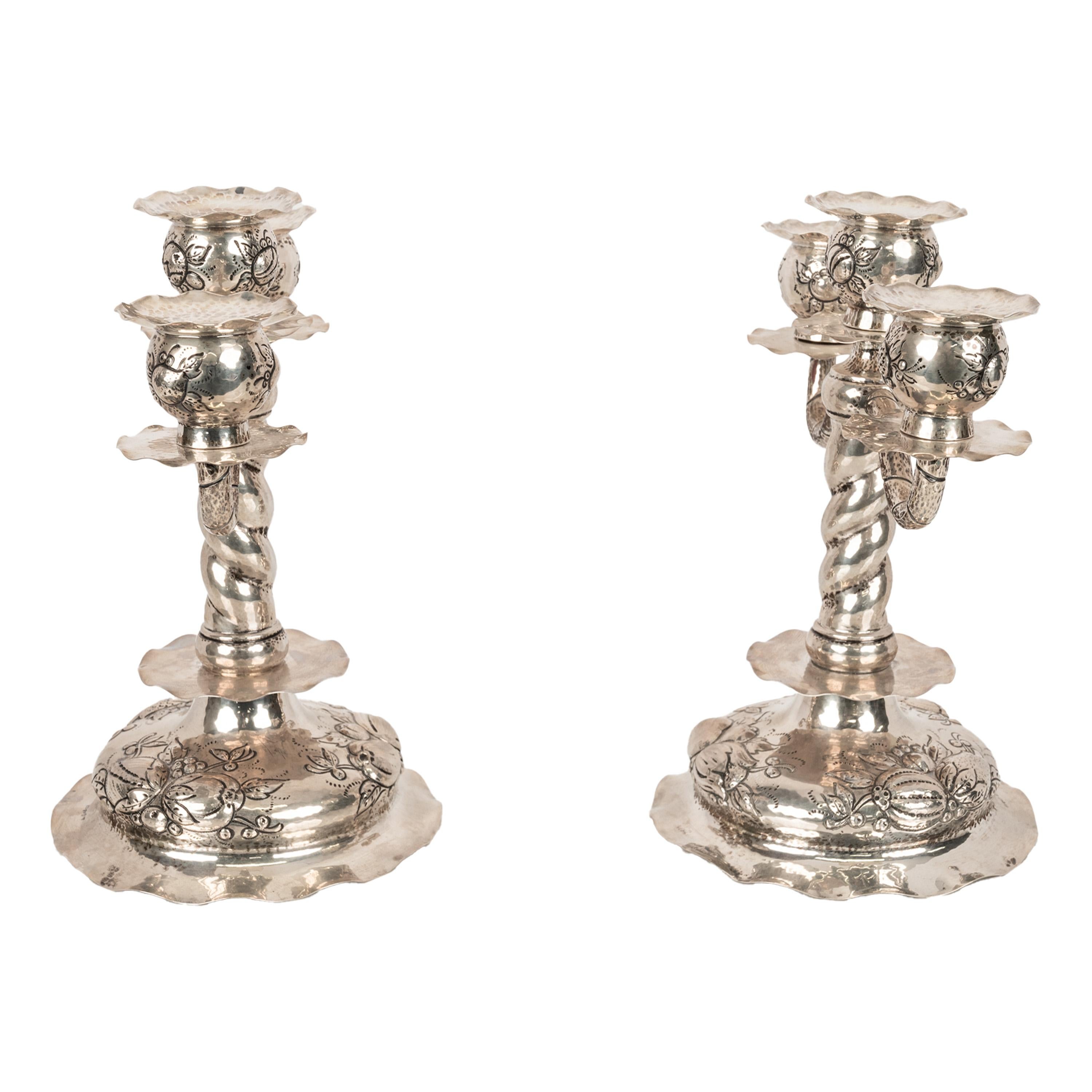 Coppia di candelabri a 3 rami in argento Art Deco svedese C.C. Hallberg 1927 In condizioni buone in vendita a Portland, OR