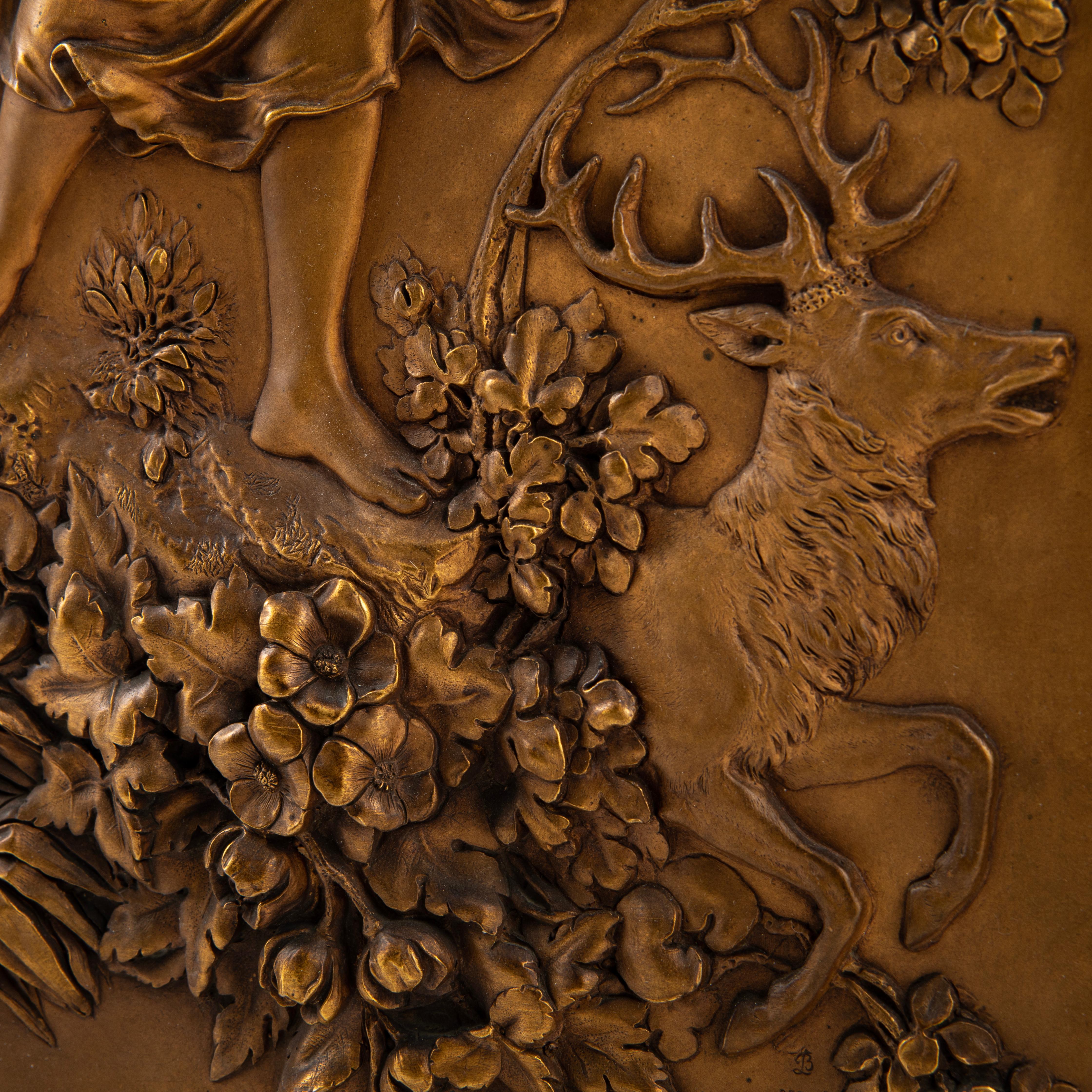 Coppia di placche da parete in rilievo in bronzo Art Nouveau in vendita 7