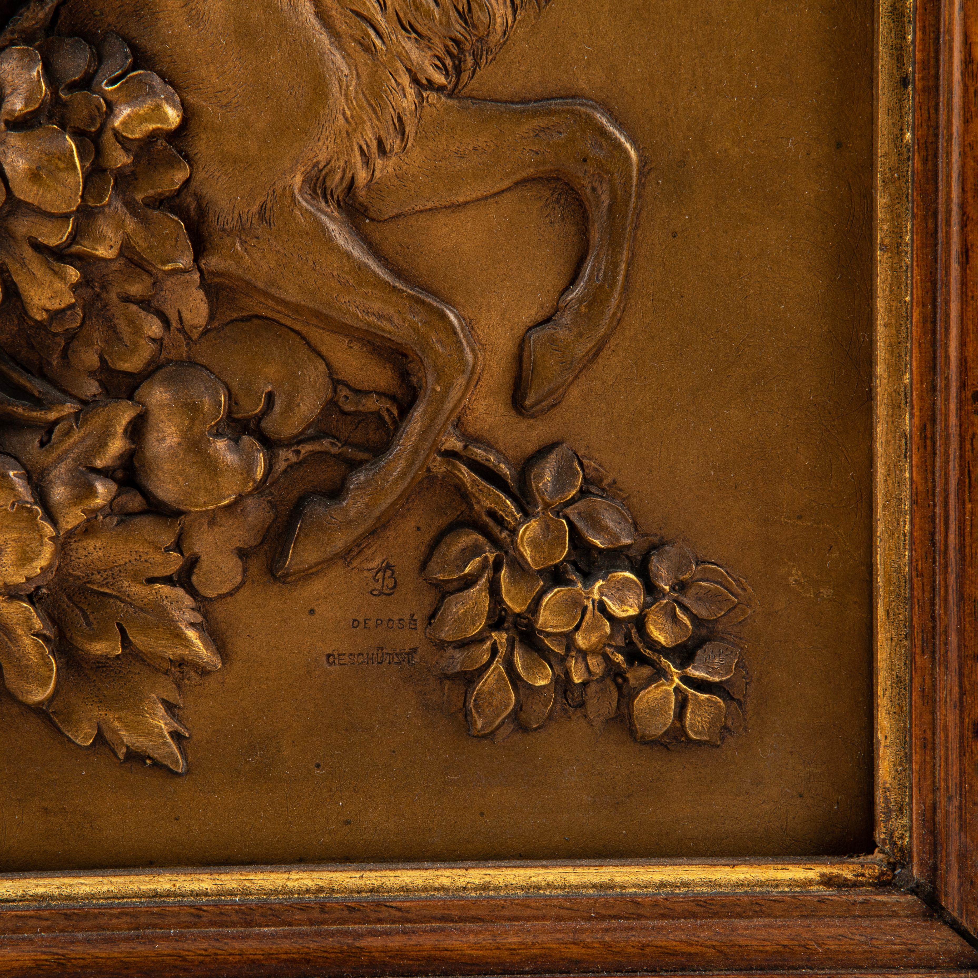 Coppia di placche da parete in rilievo in bronzo Art Nouveau in vendita 8