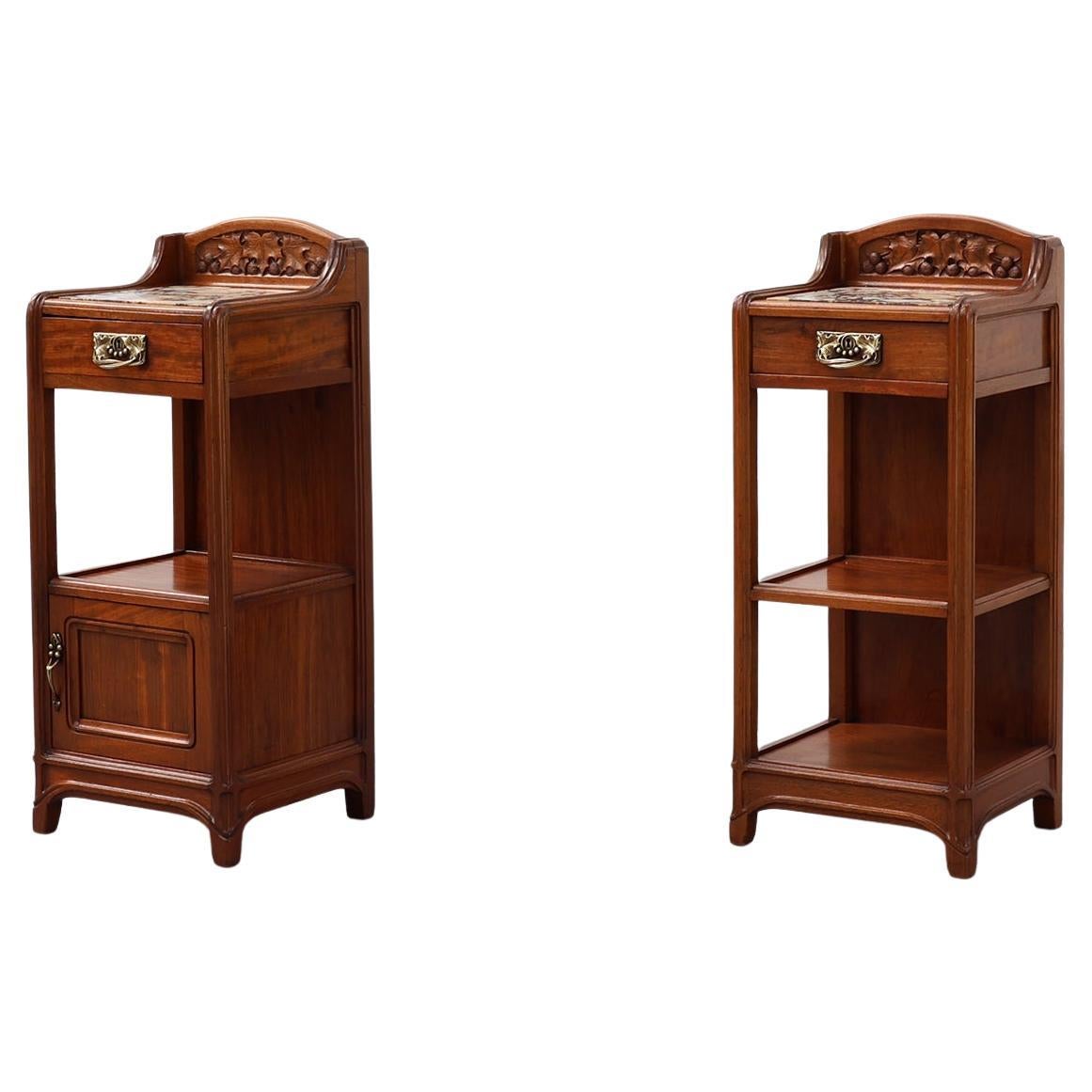 Paire de tables de nuit Art Nouveau avec dessus en marbre par Paul A Dumas, France ca. en vente