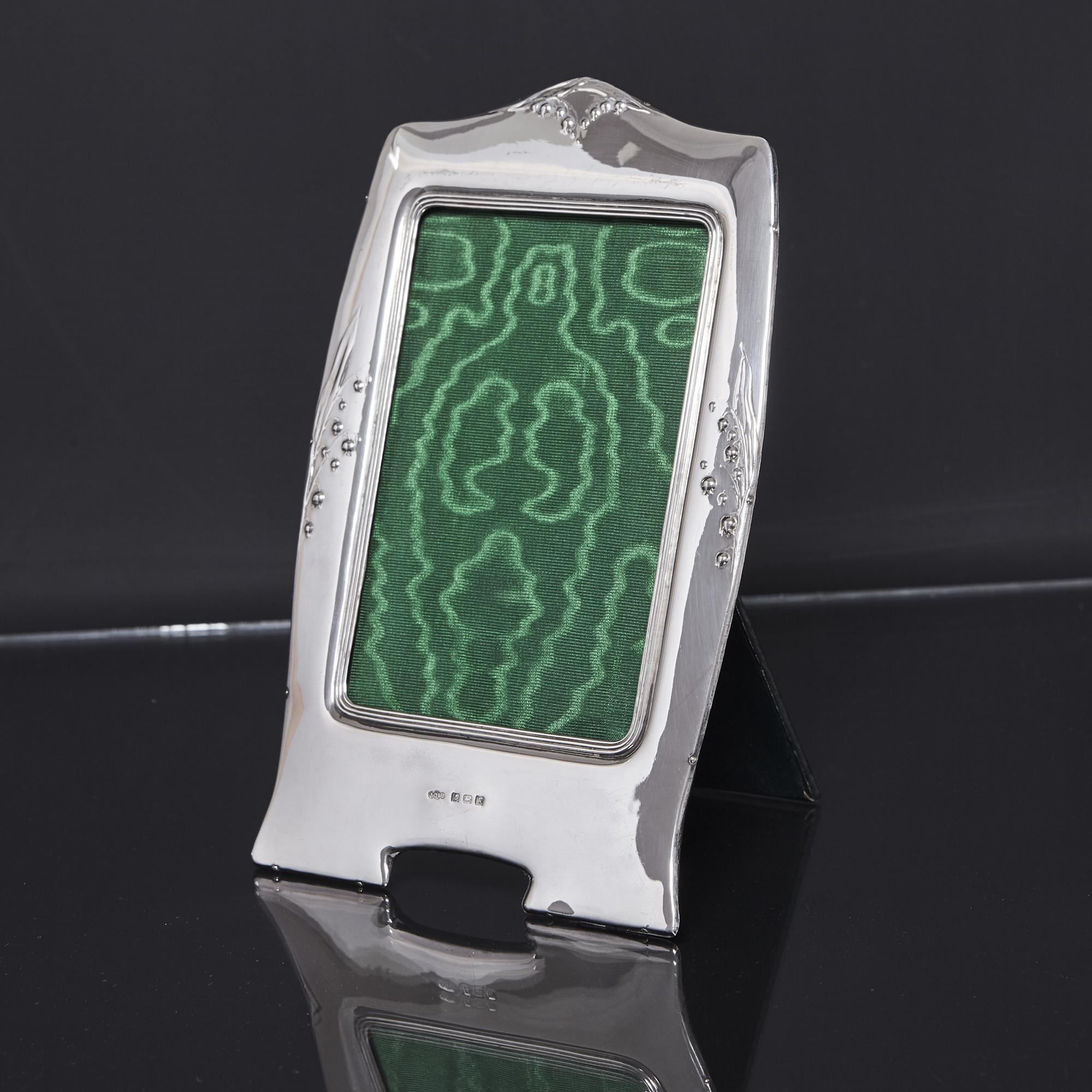 Pareja de marcos de fotos Art Nouveau de plata en Bueno estado para la venta en London, GB