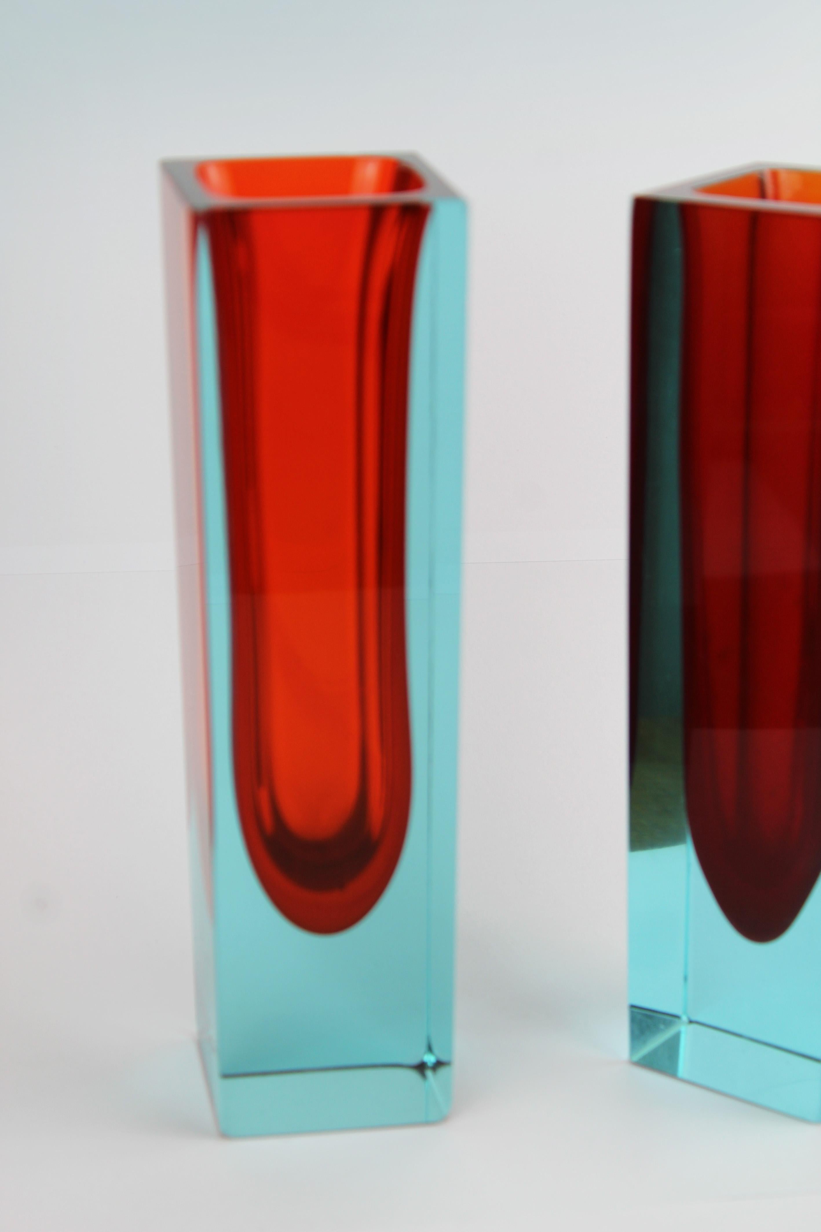 Paar Kunstvasen Murano Flavio Poli Rot Orange Blau Glas Mandruzzato 1960 Italien (Italienisch) im Angebot