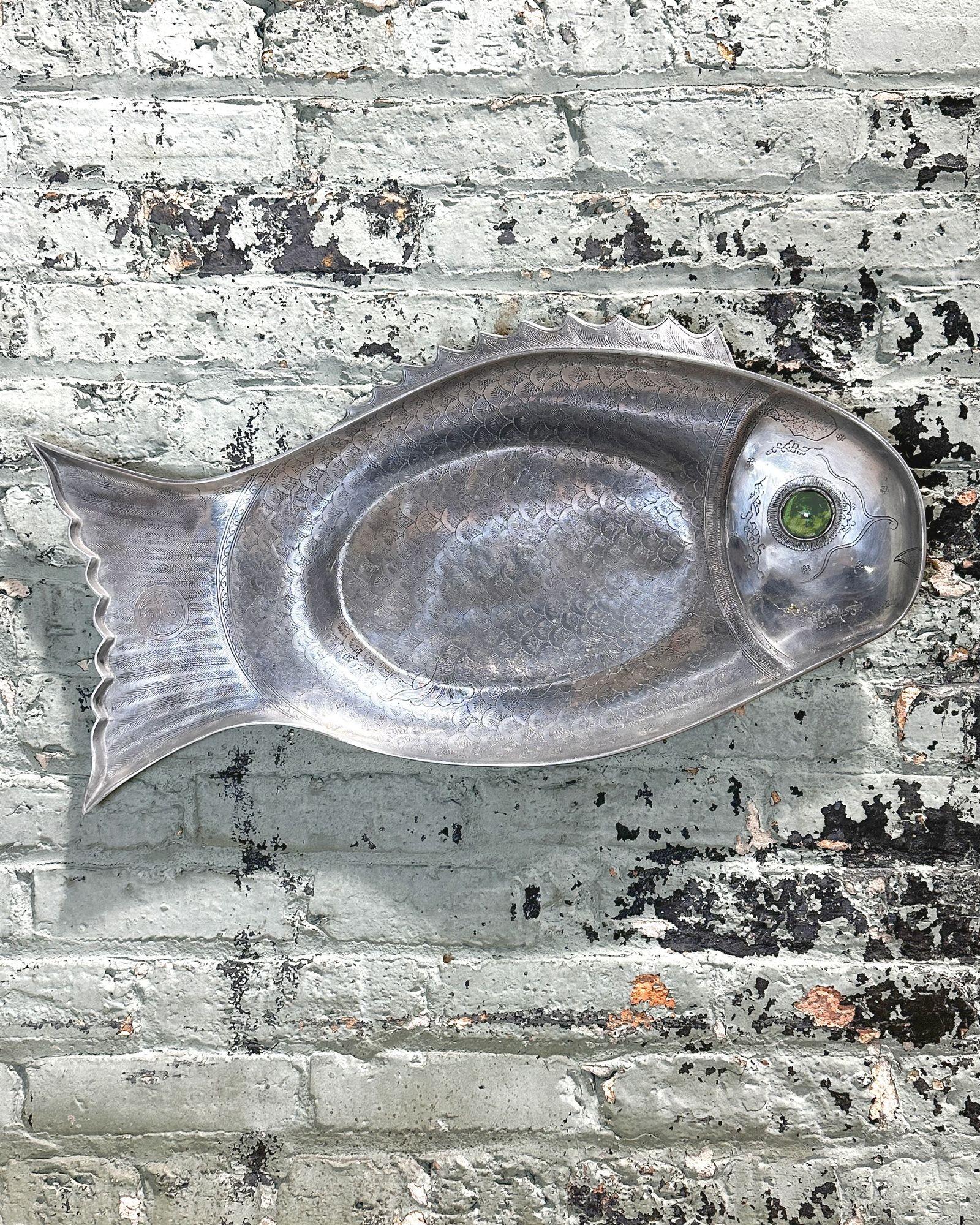 Pair Arthur Court Polished Aluminum Fish Tray/Serving Platter, 1975. Both stamped on bottom in amazing original condition.
Large measures 25