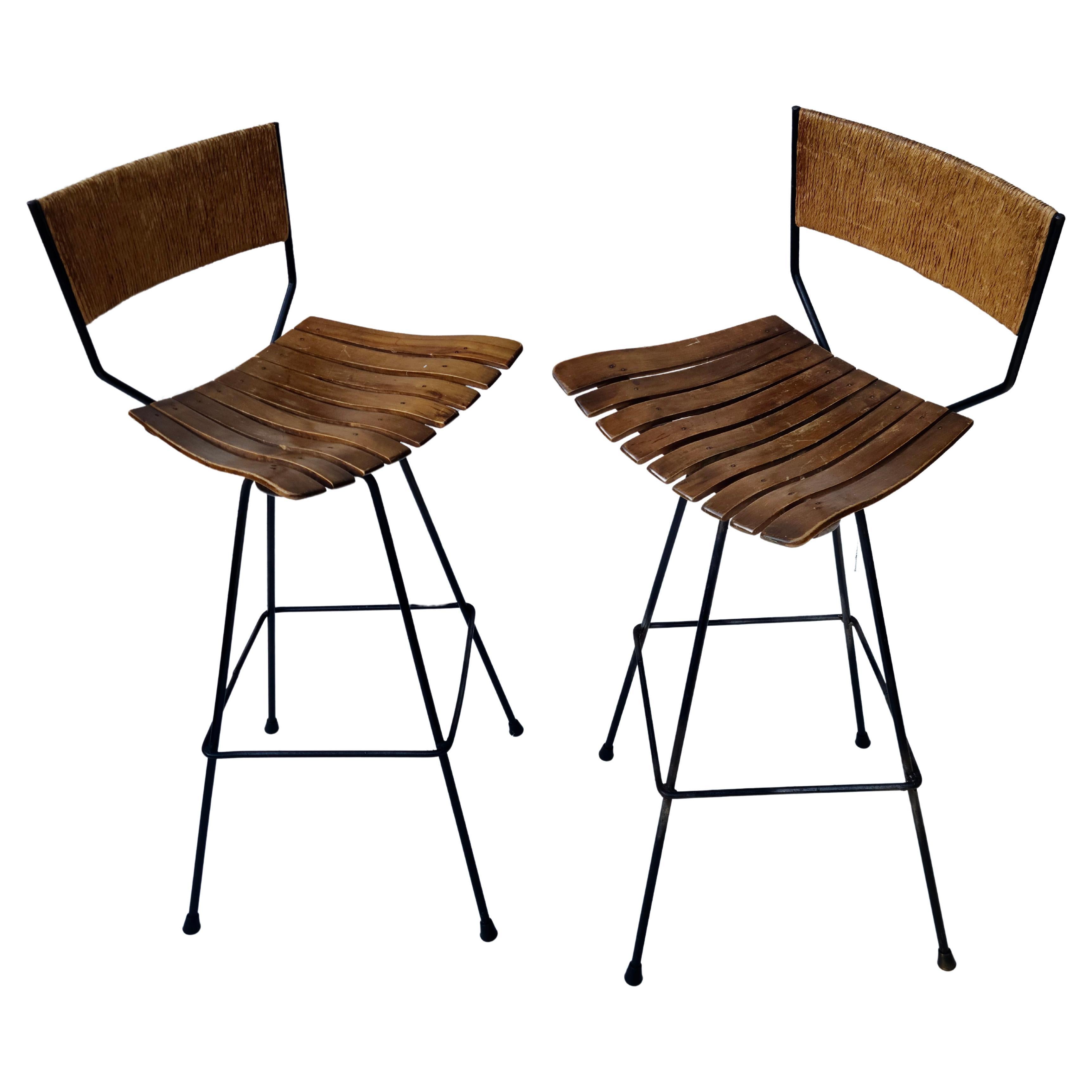 Pair Arthur Umanoff rotating Bar Stools In Good Condition In Fraser, MI