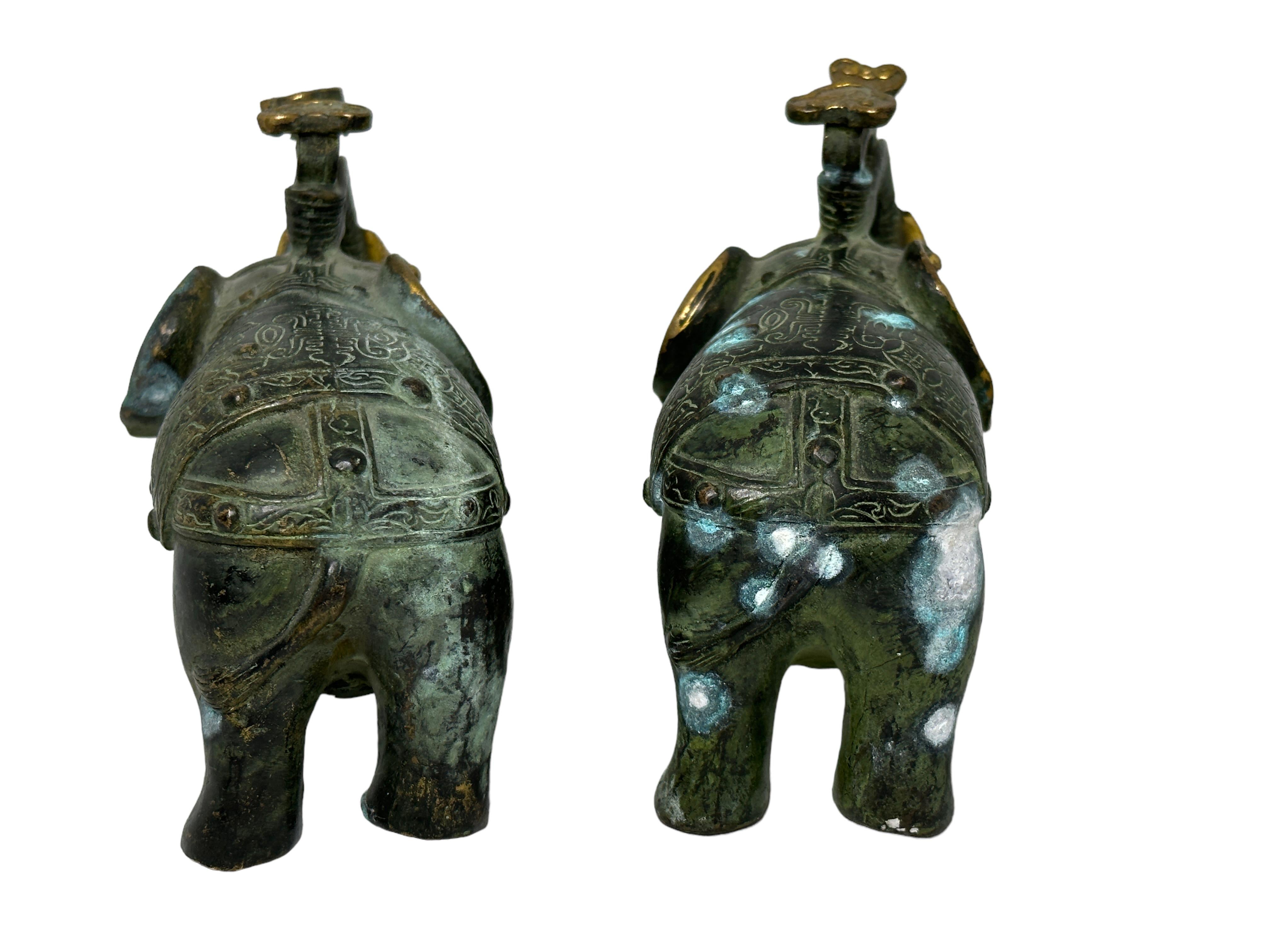 Pair Asian Bronze Elephant Sculptures Figures Vintage, 1960s For Sale 1