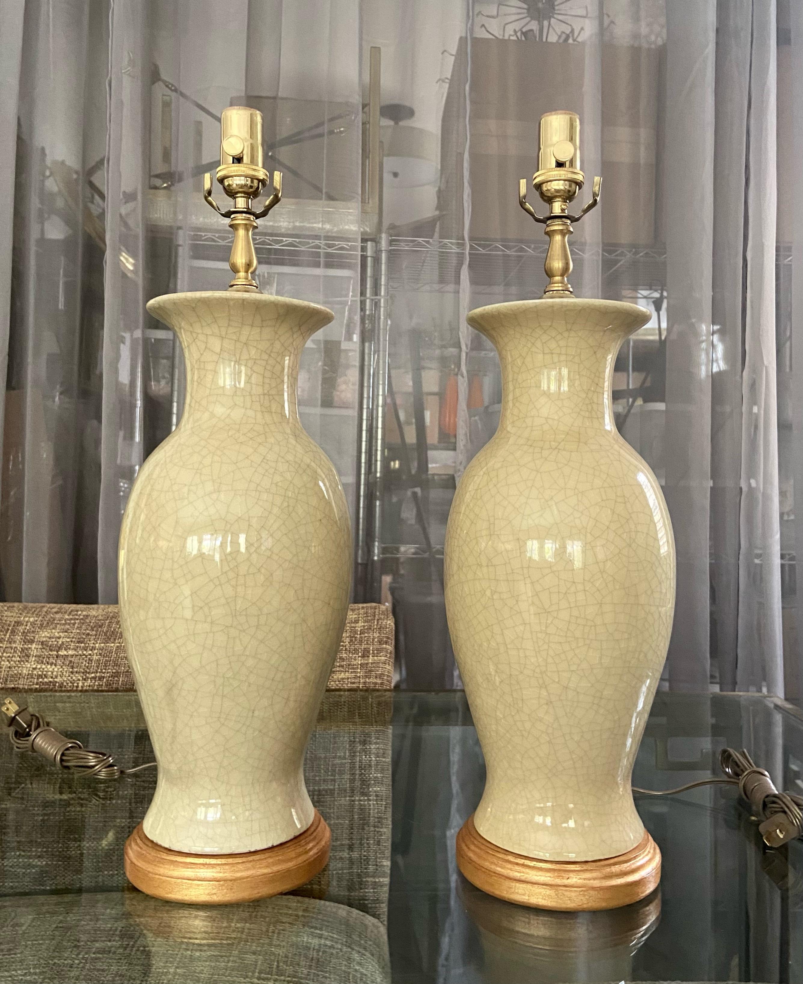 Pair Asian Chinese Pale Yellow Porcelain Table Lamps In Good Condition In Palm Springs, CA