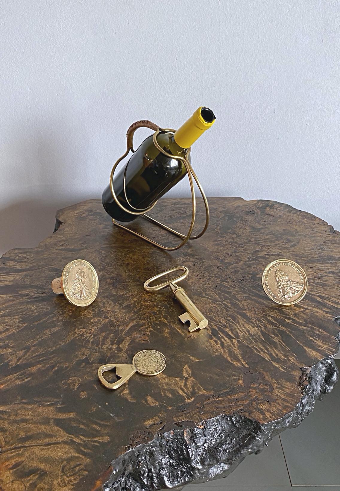 Mid-20th Century Pair of Auböck Brass Coin Bottle Stopper, Midcentury, 1950s, Austria For Sale