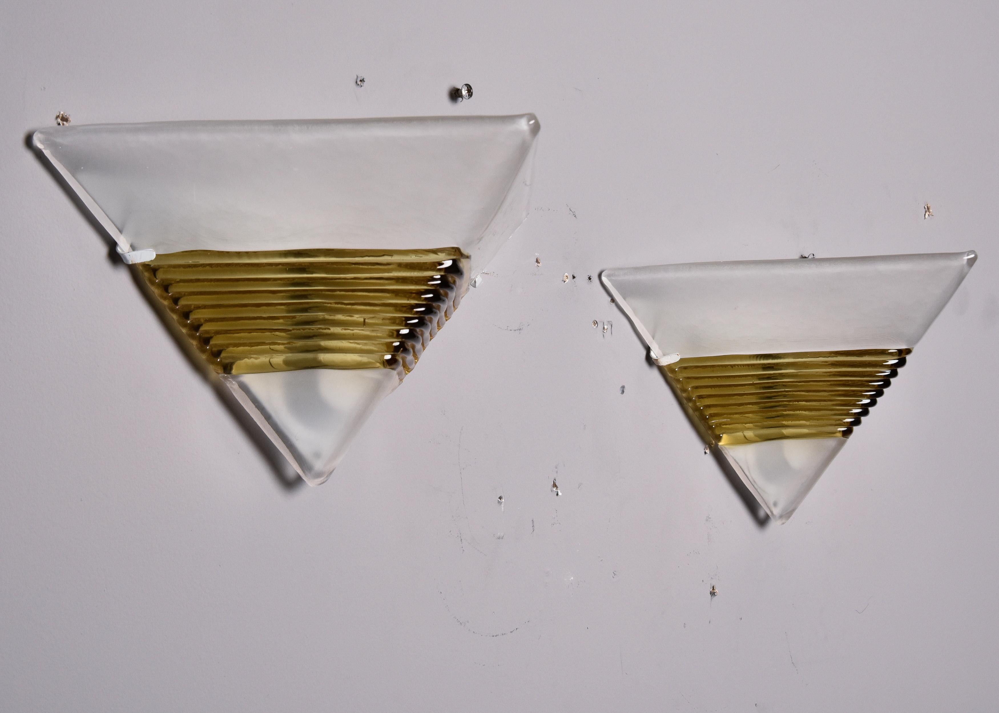 Pair AV Mazzega Triangular White Murano Glass Sconces with Gold Ribbed Accents For Sale 3