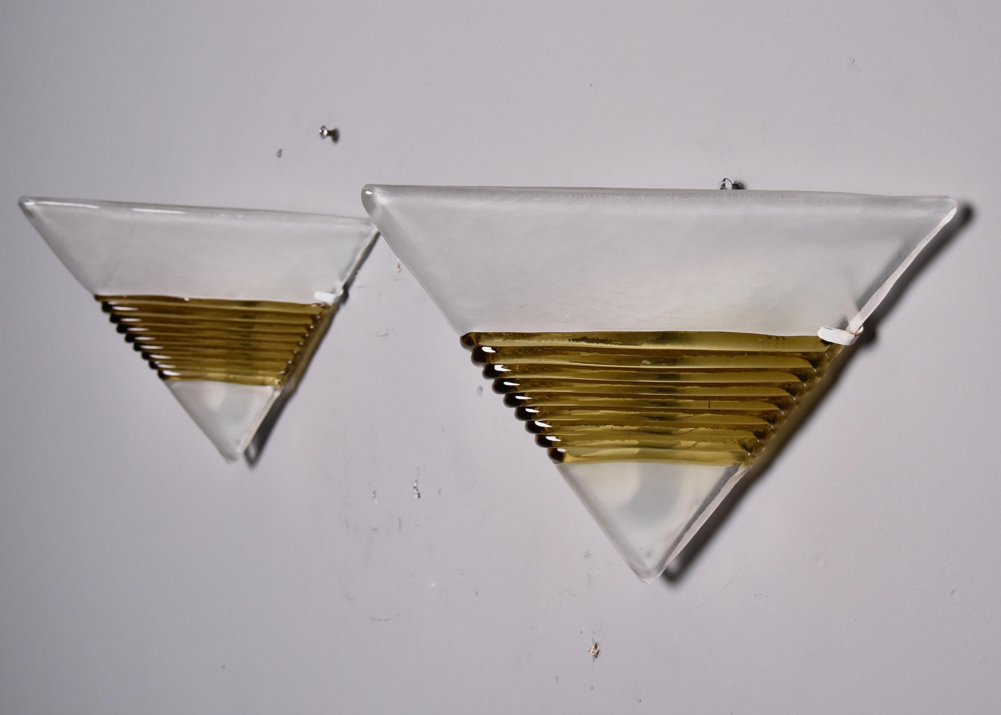 Pair AV Mazzega Triangular White Murano Glass Sconces with Gold Ribbed Accents For Sale 2