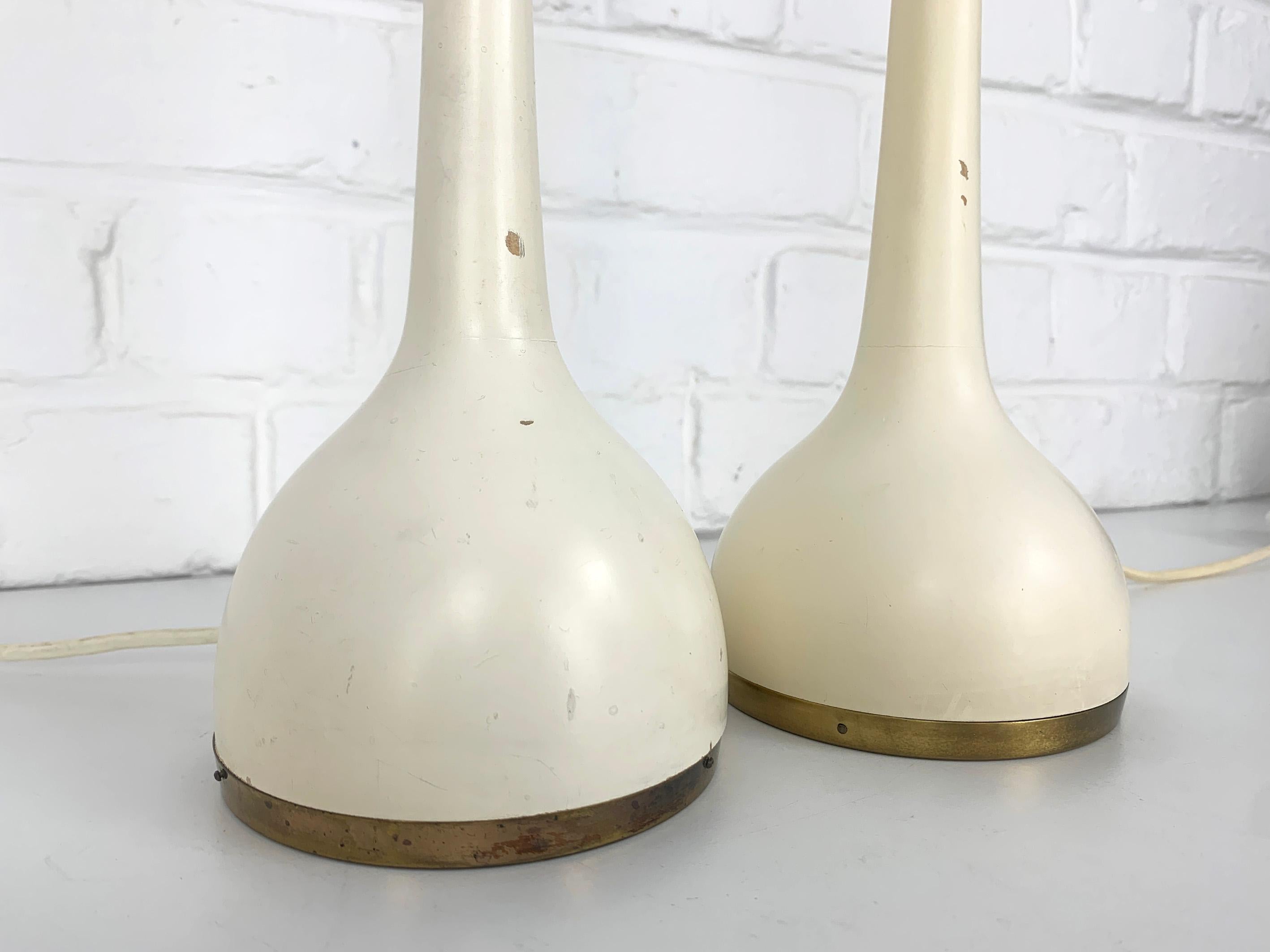 Pareja de lámparas de mesa B-44 de Hans-Agne Jakobsson para AB Markaryd, Suecia, años 60 en venta 3
