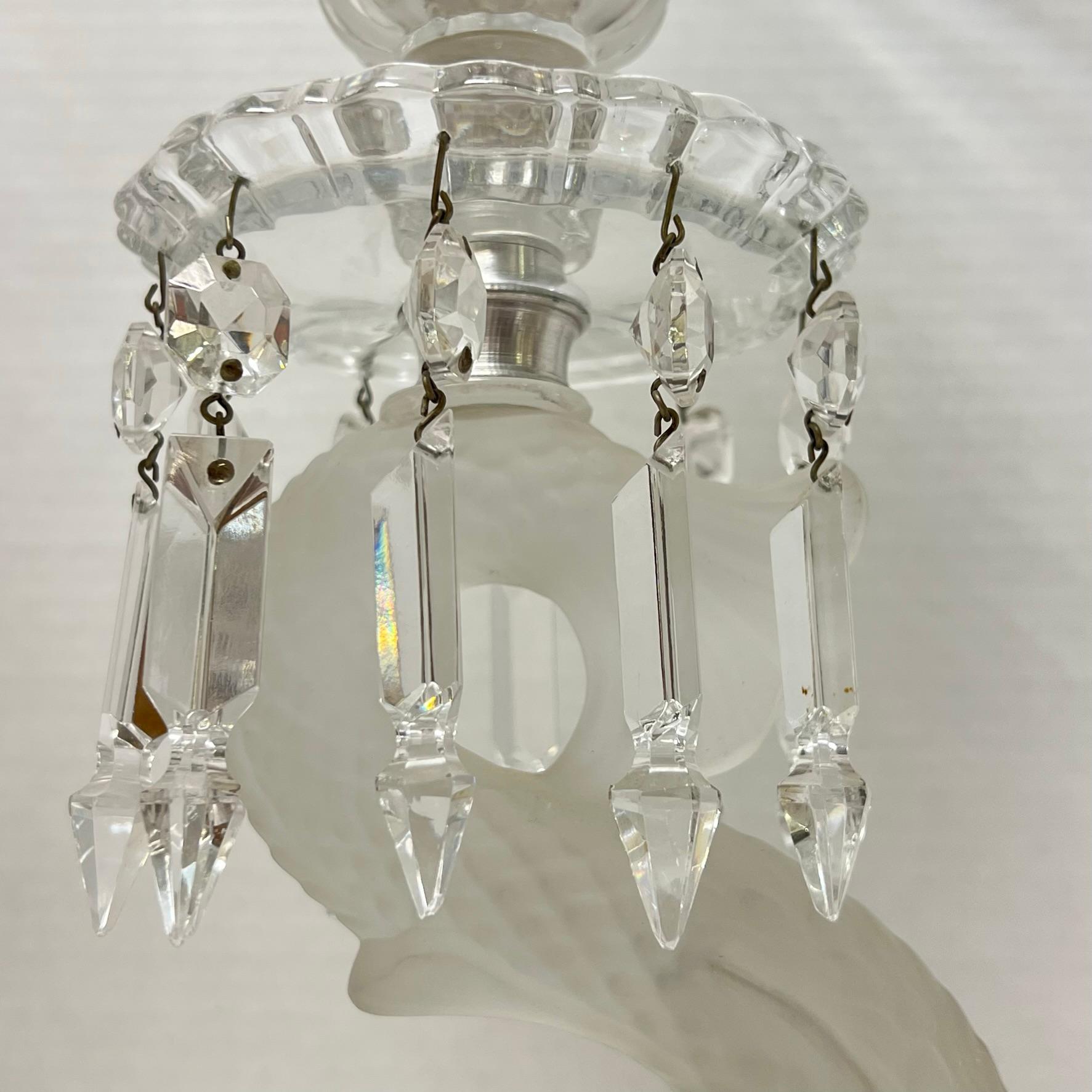 Paar Baccarat-Kerzenhalter in Delphin-Form aus Kristallglas im Angebot 2